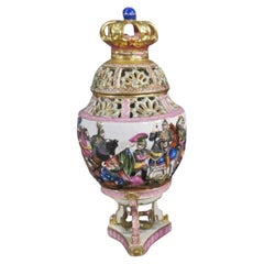 Antique Capodimonte Porcelain Potpourri Covered Bowl - Gladiators, 19th Century