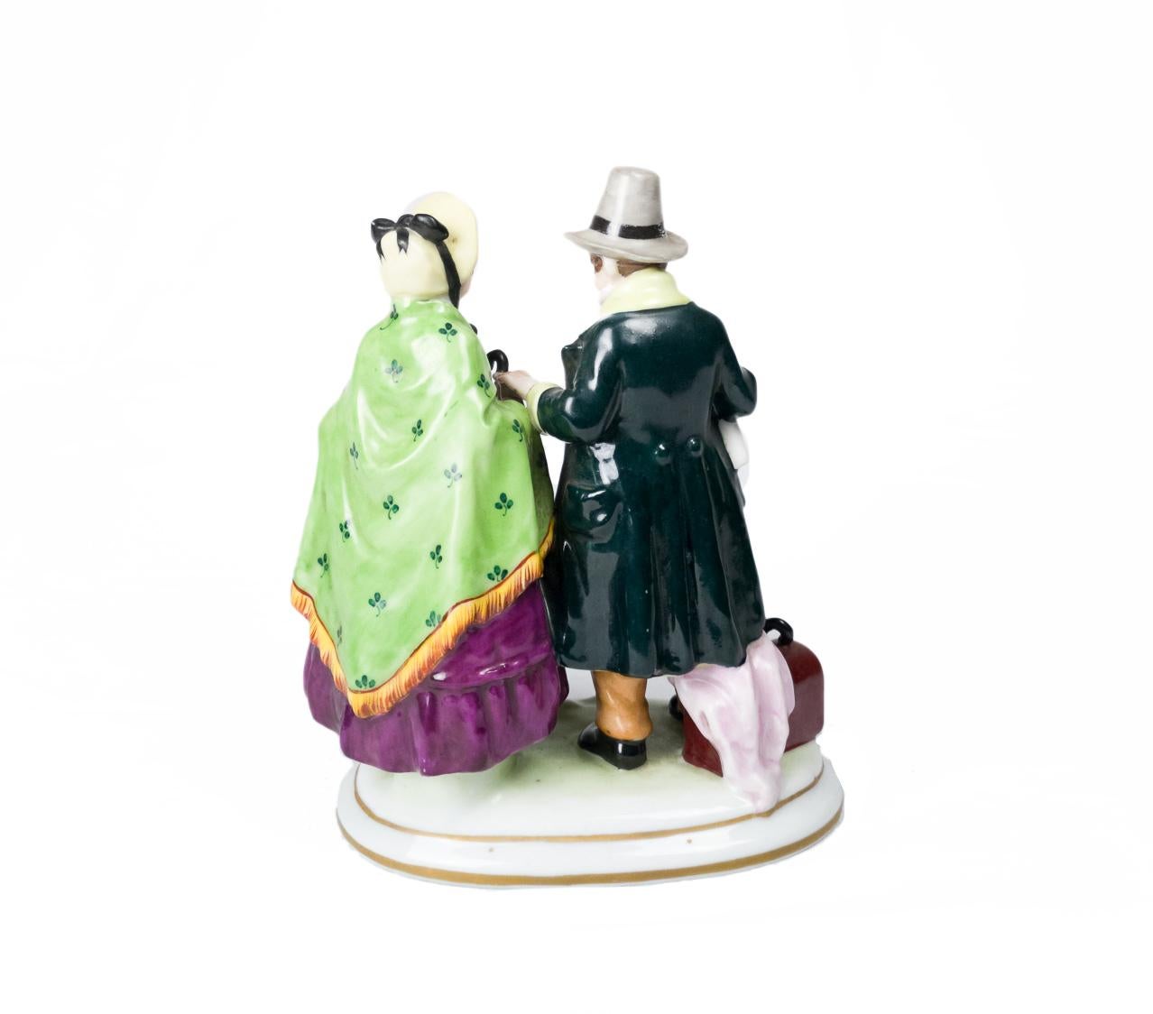 Figurilla de pareja viajera de Capodimonte, 1771-1834 siglo XVIII y antes en venta