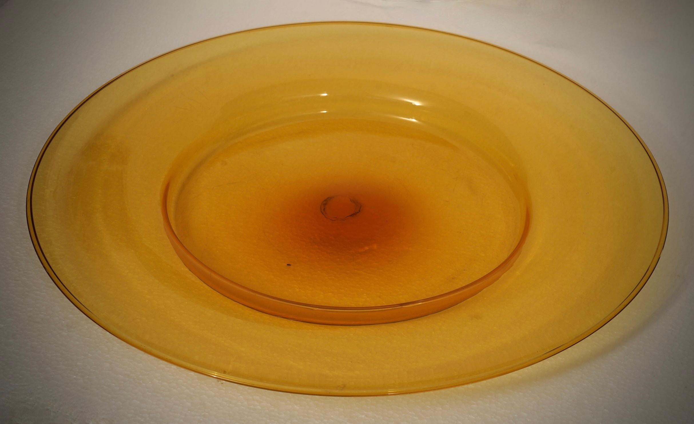 Piatto rotondo in vetro arancione di Cappellin Murano, 1920 in vendita 1