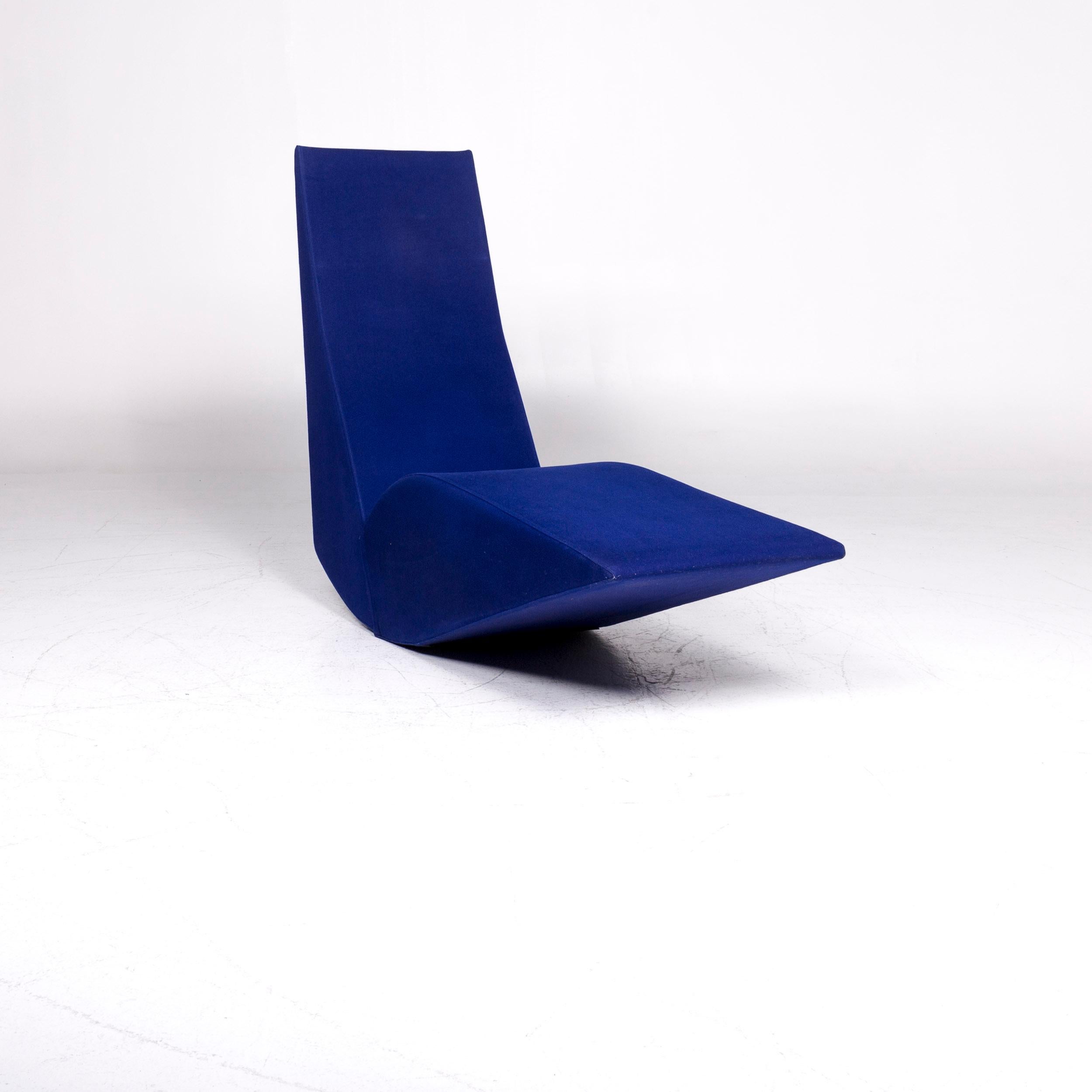 We bring to you a Cappellini bird fabric lounger blue tom Dixon armchair.
 
Product measurements in centimetres:
 
Depth 165
Width 51
Height 113
Seat-height 44
Seat-depth 123
Seat-width 51
Back-height 77.

  