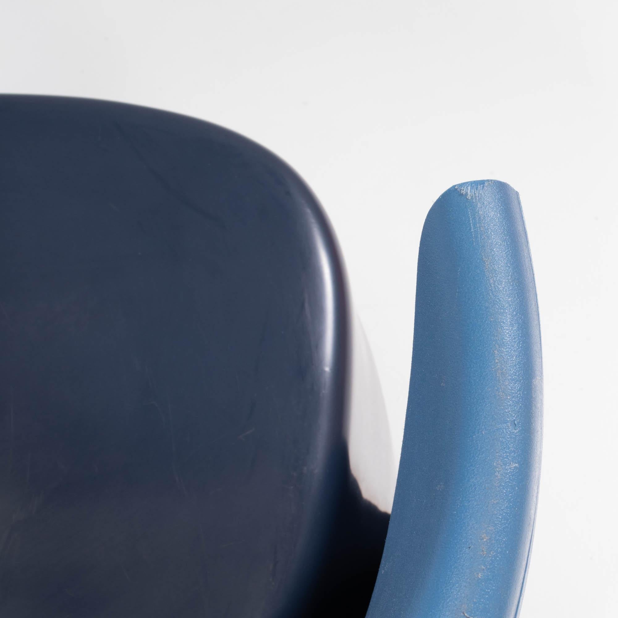 Cappellini by Ron Arad ‘Nino Rota’ Blue & Green Chairs, Set of 2 1