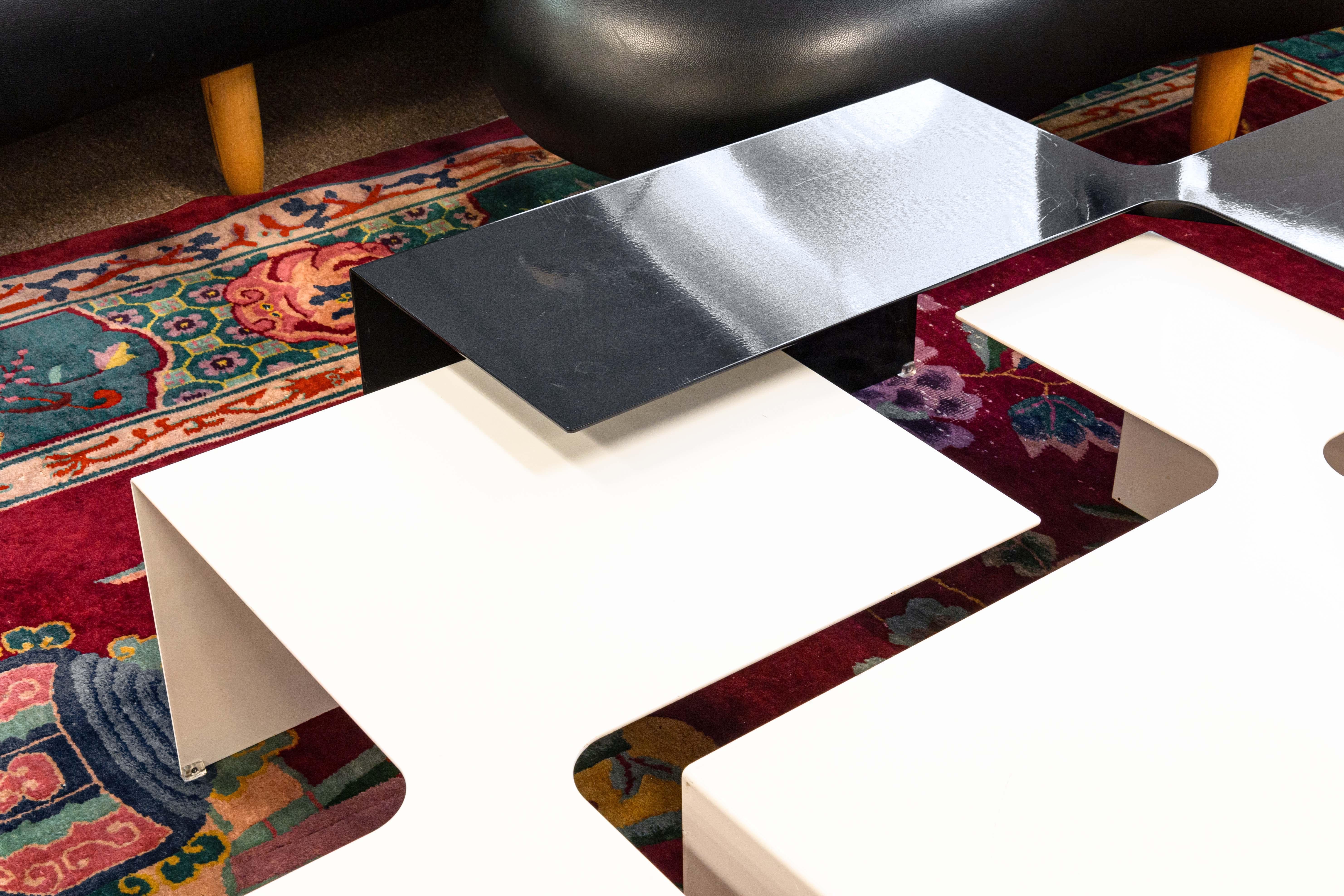 20ième siècle Cappellini Island 3 Pieces Modulaire Noir et Blanc Contemporary Coffee Table en vente