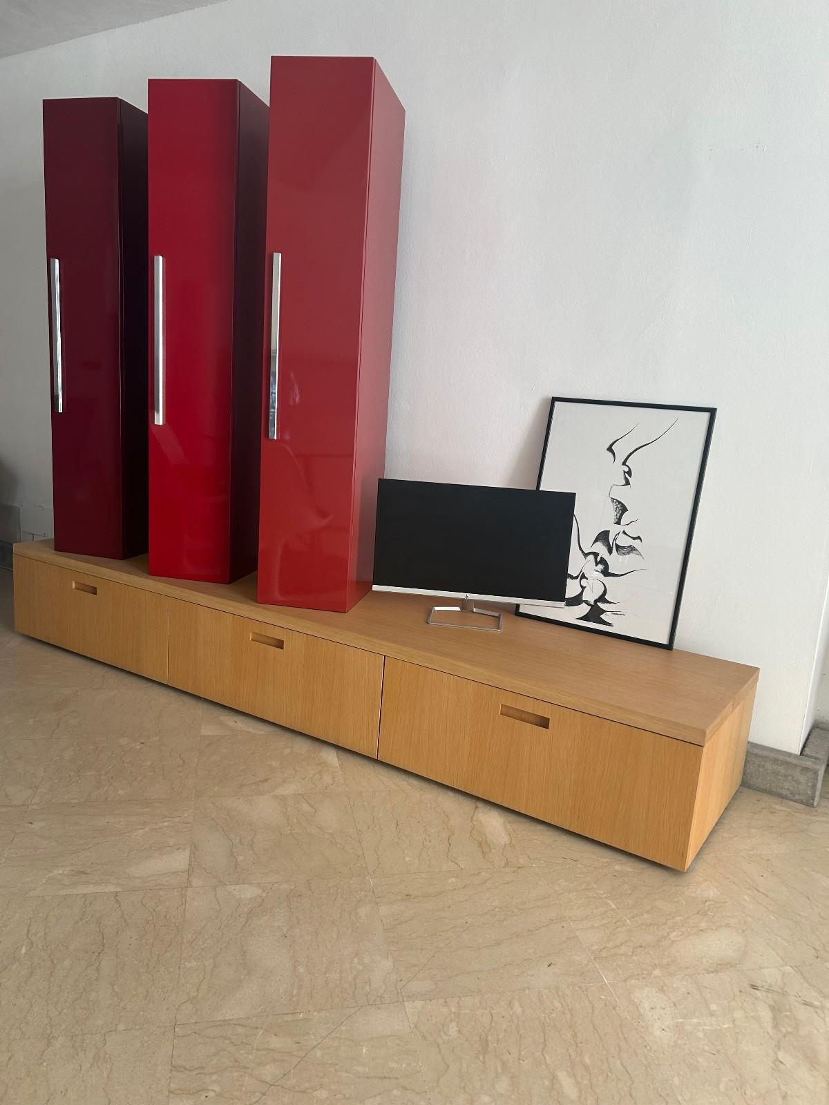 Cappellini Wall System in Oak and High-Gloss Lacquered In condizioni ottime in vendita a Alcamo, IT