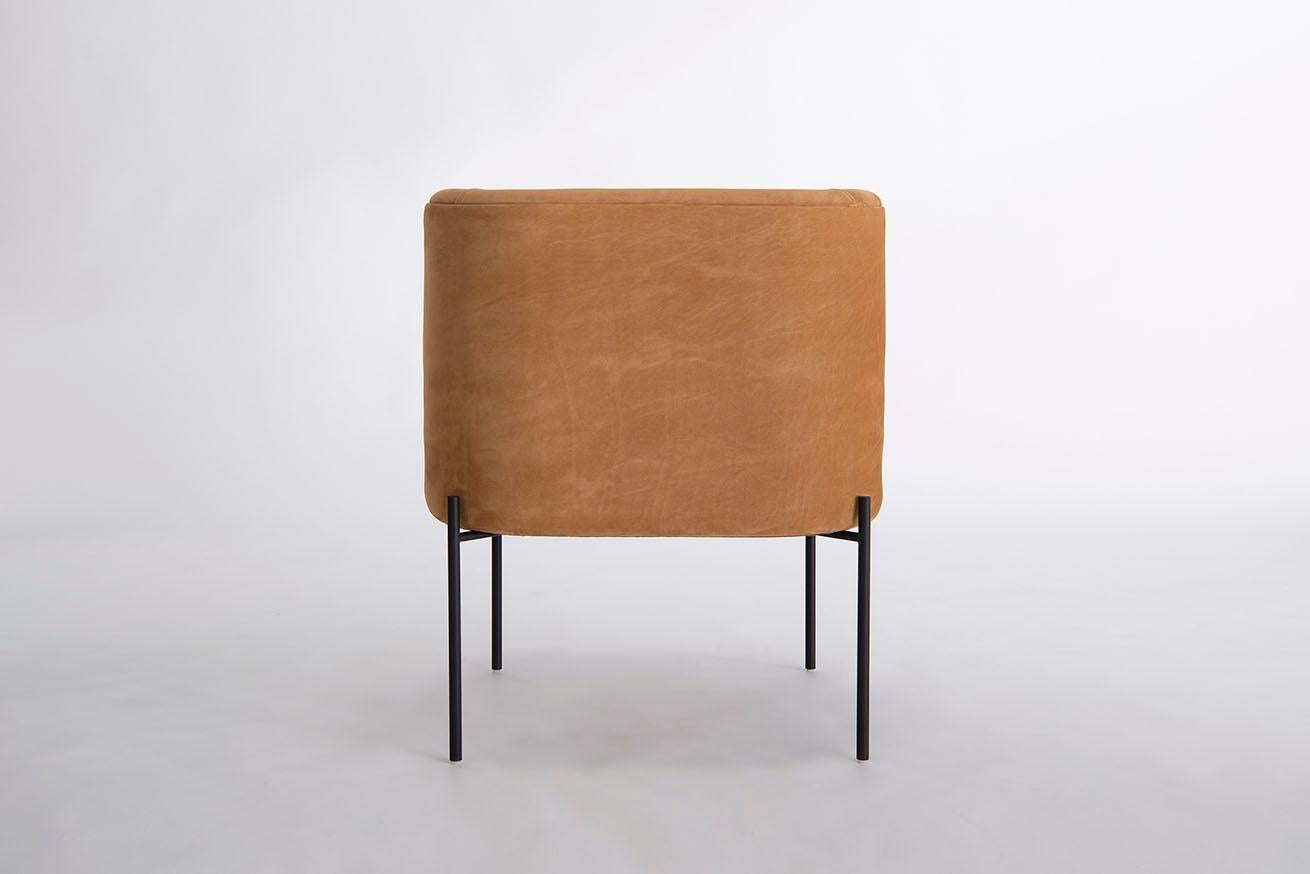 XXIe siècle et contemporain Chaise d'appoint en cuivre avec base en métal par Phase Design, « Noir ou blanc », tissu en vente