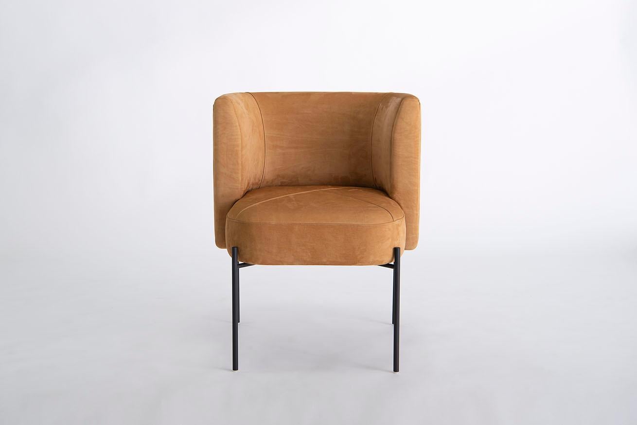 Verniciatura a polvere Sedia Capper con base in metallo di Phase Design, 'Nero o Bianco', Pelle in vendita