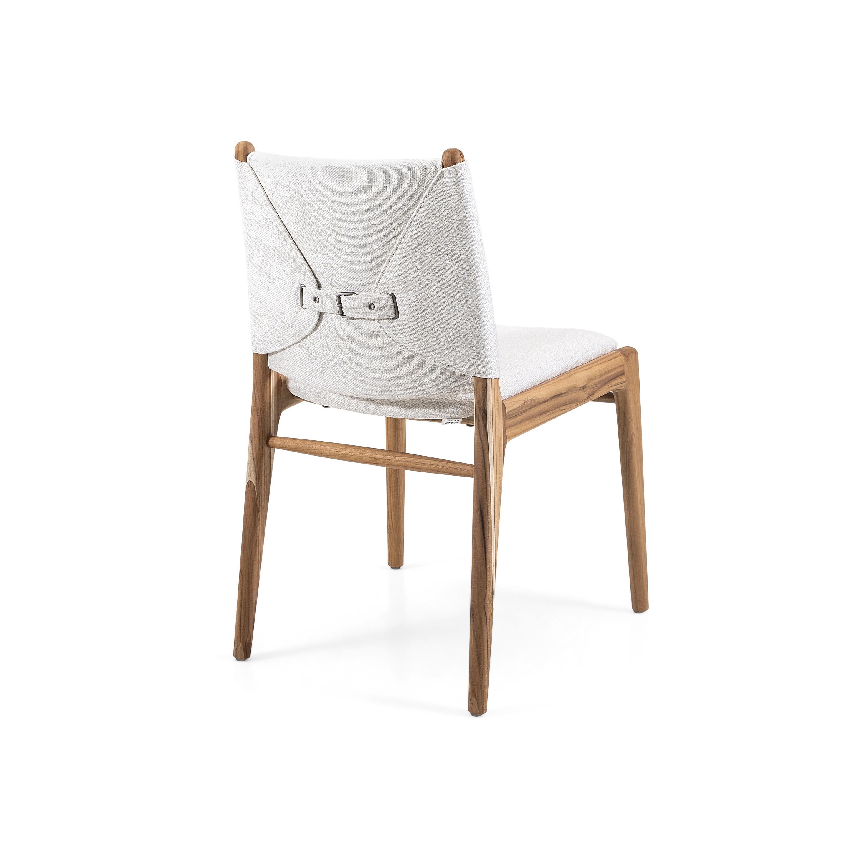 XXIe siècle et contemporain Chaise de salle à manger Cappio en bois de teck et tissu beige clair, lot de 2 en vente