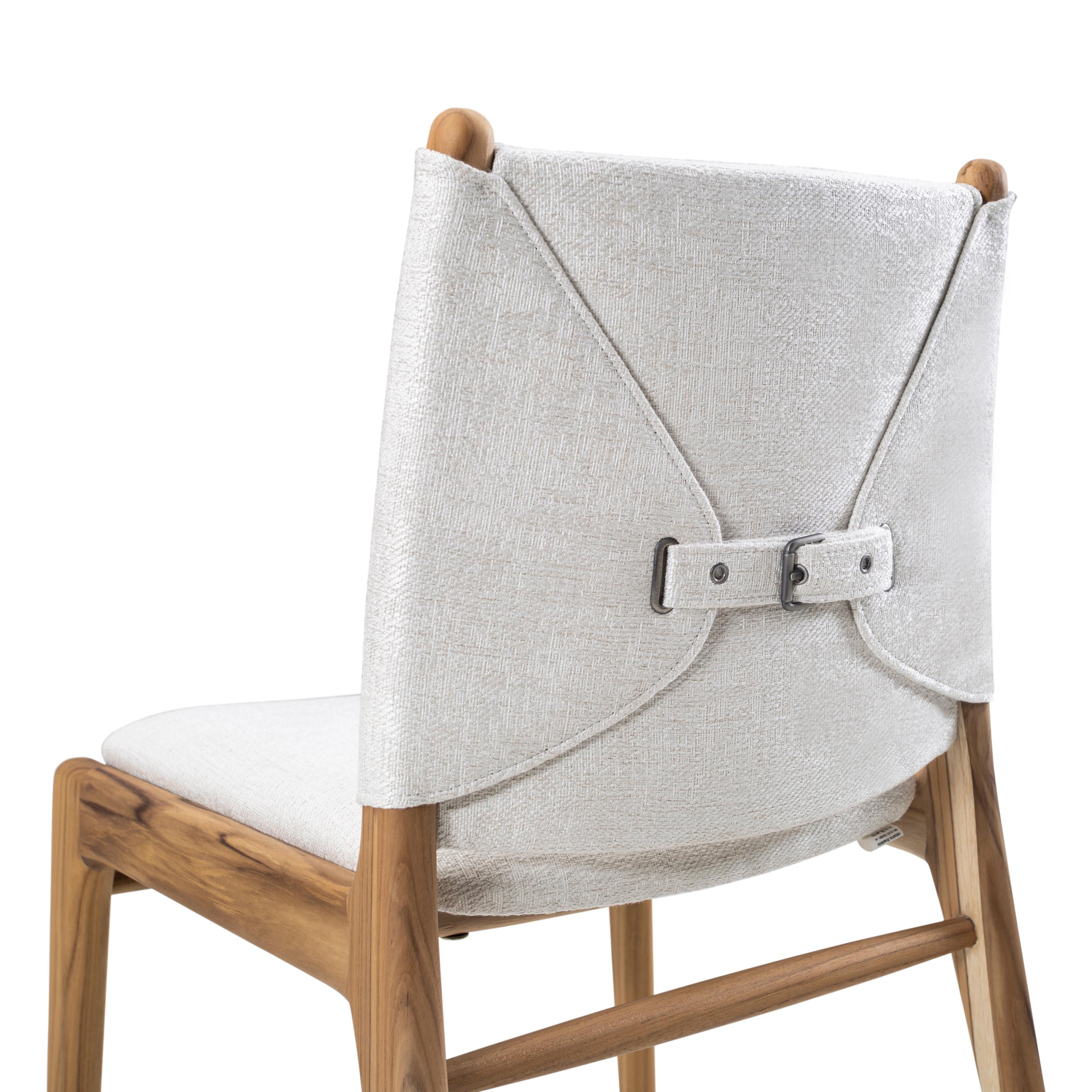 Tissu d'ameublement Chaise de salle à manger Cappio en bois de teck et tissu beige clair, lot de 2 en vente