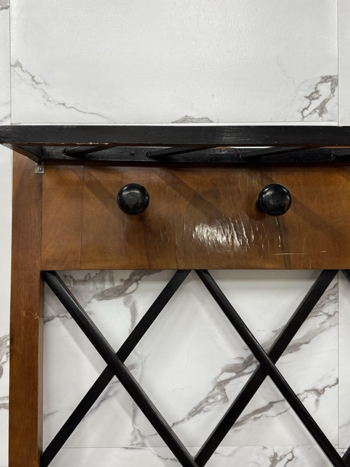 Mid-20th Century Porte-manteau mural dans le style de Paolo Buffa Mid-Century 1950's design en vente