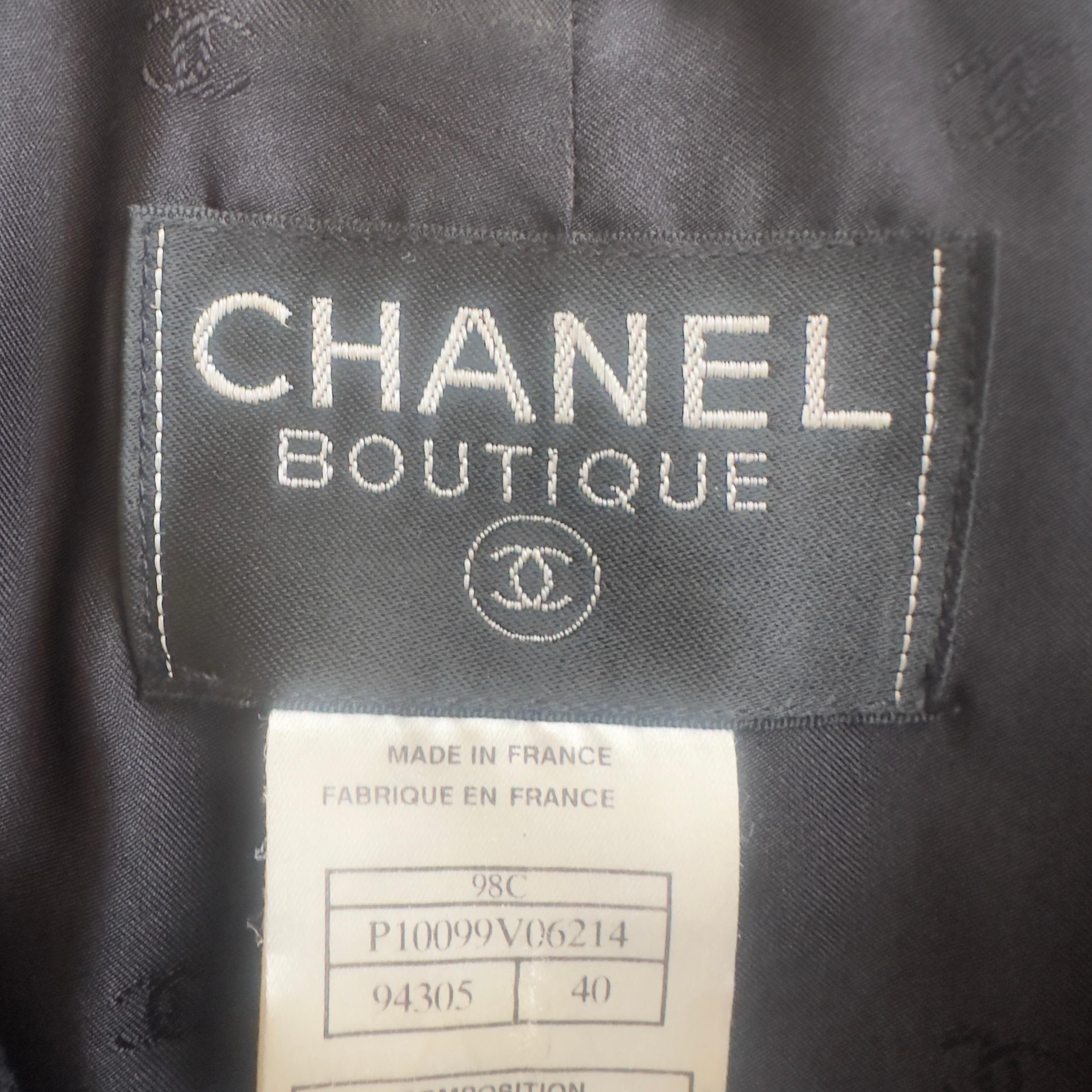 Chanel coat with camellia Like new For Sale 6
