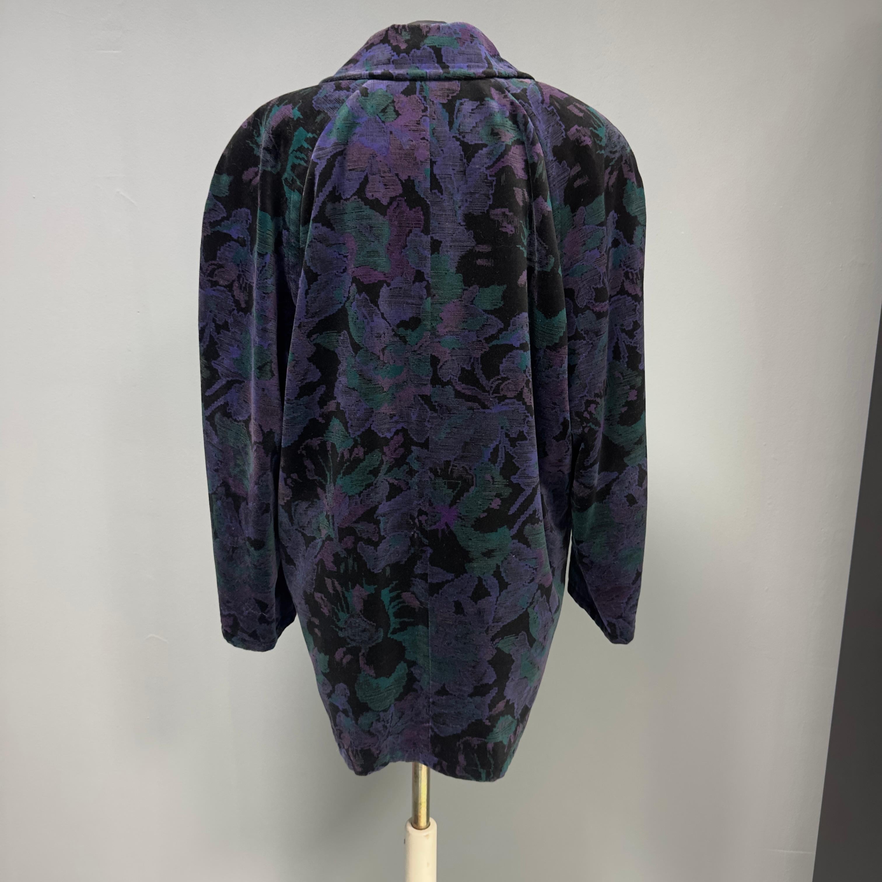 Gianni Versace coat for Genny 1980s like new For Sale 1