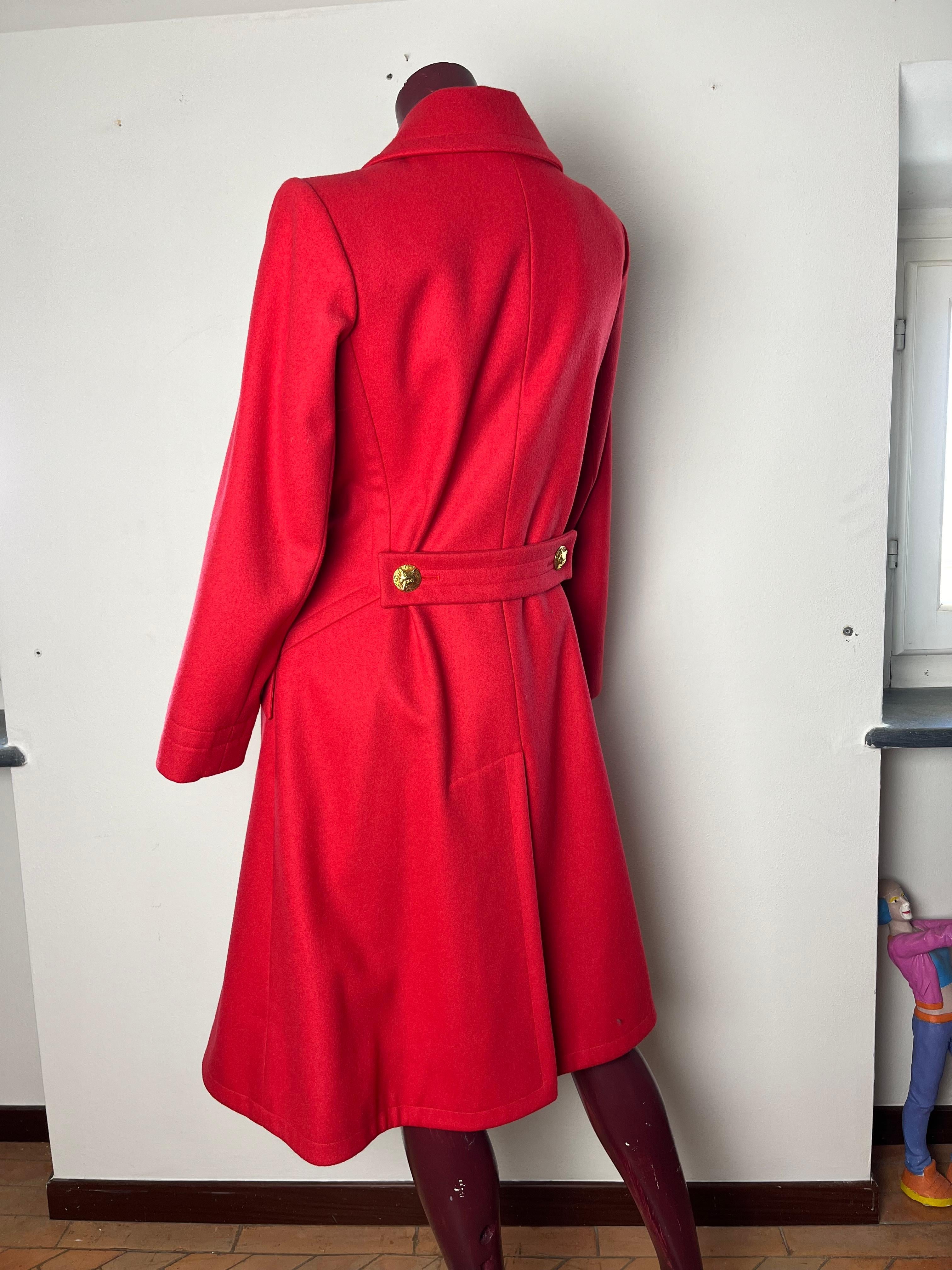 cappotto YSL rosso  In Excellent Condition For Sale In Viareggio, IT
