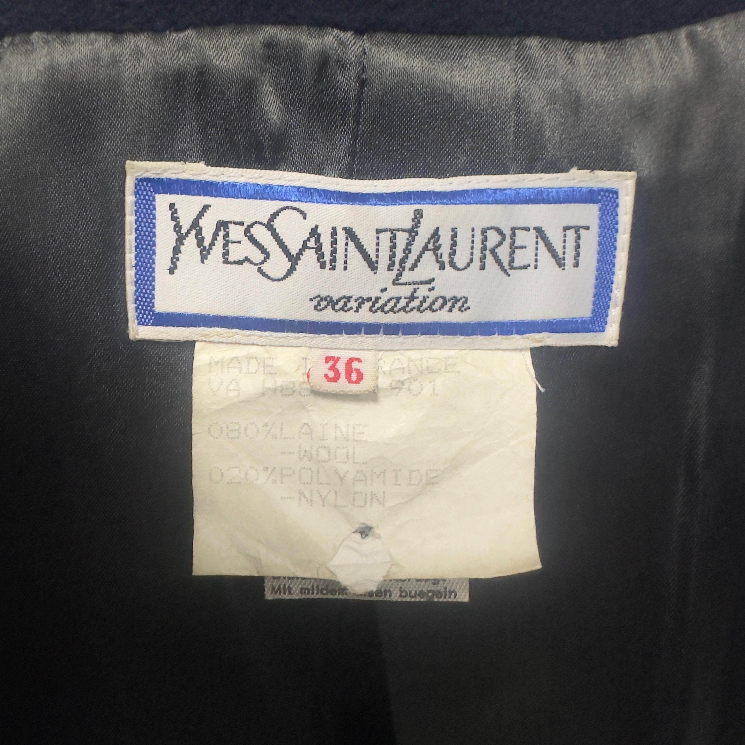 Yves Saint Laurent 80's coat in excellent condition For Sale 9