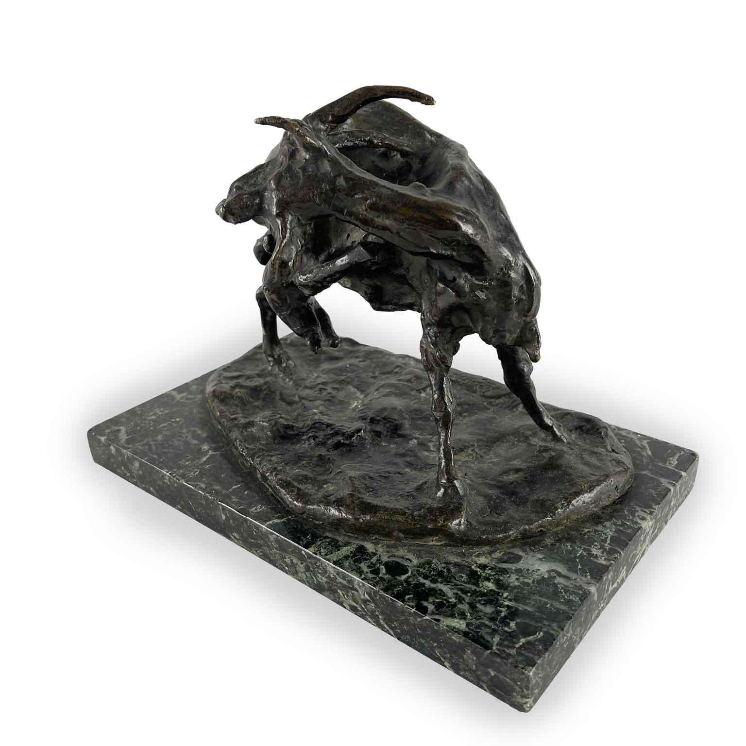 Cabra de bronce de principios de 1900 del escultor italiano Ernesto Bazzaro European en venta