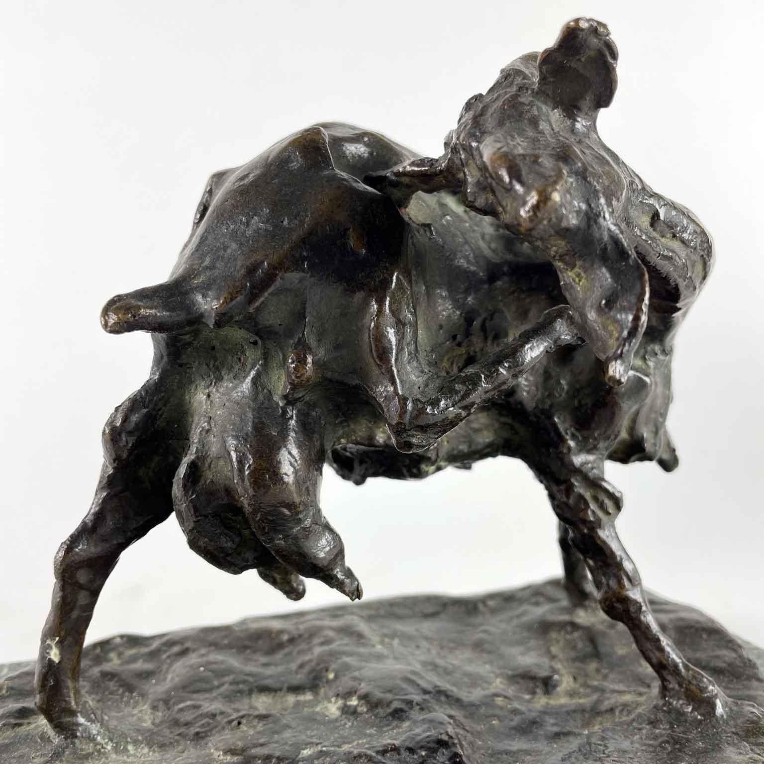 Cabra de bronce de principios de 1900 del escultor italiano Ernesto Bazzaro en Bueno estado para la venta en Milano, MI