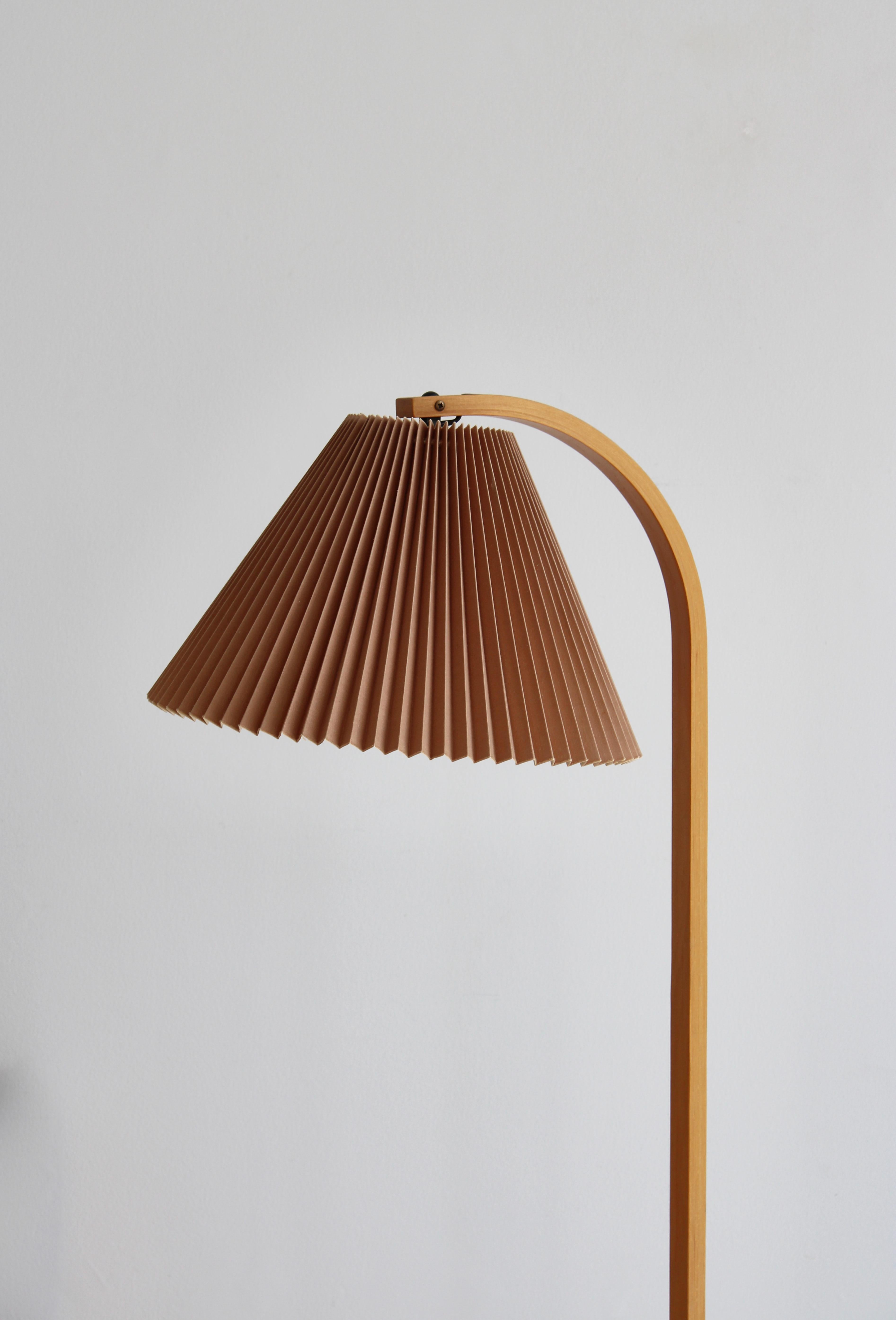 Scandinave moderne Lampadaire Caprani par Mads Caprani, Danemark, 1970 en vente