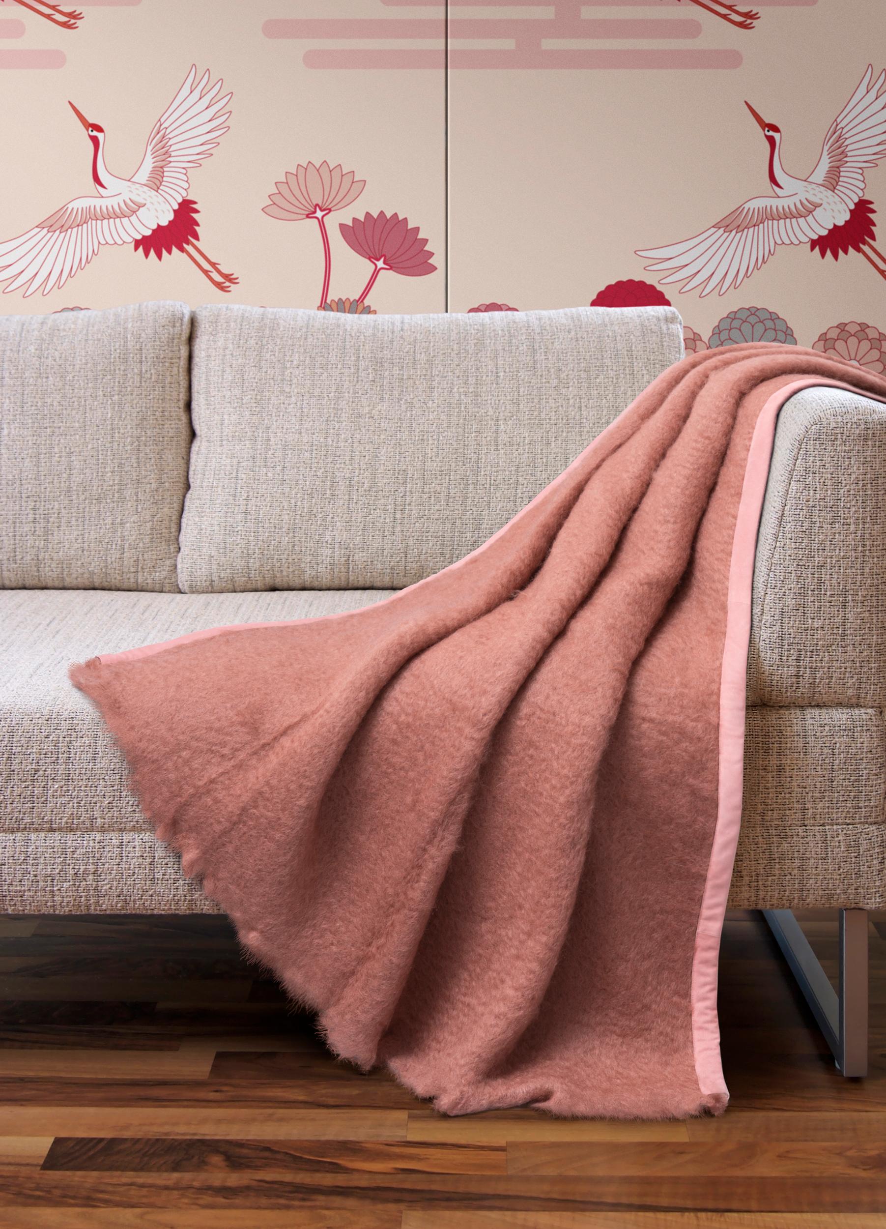Delicate and elegant, the Capri Mohair Plaid ensures a delicate final touch to any environment. The Capri Mohair Plaid, which comes in pastel pink with cherry blossom pink edges, is naturally soft and warm given its 70% Mohair, 27% Wool, 3%