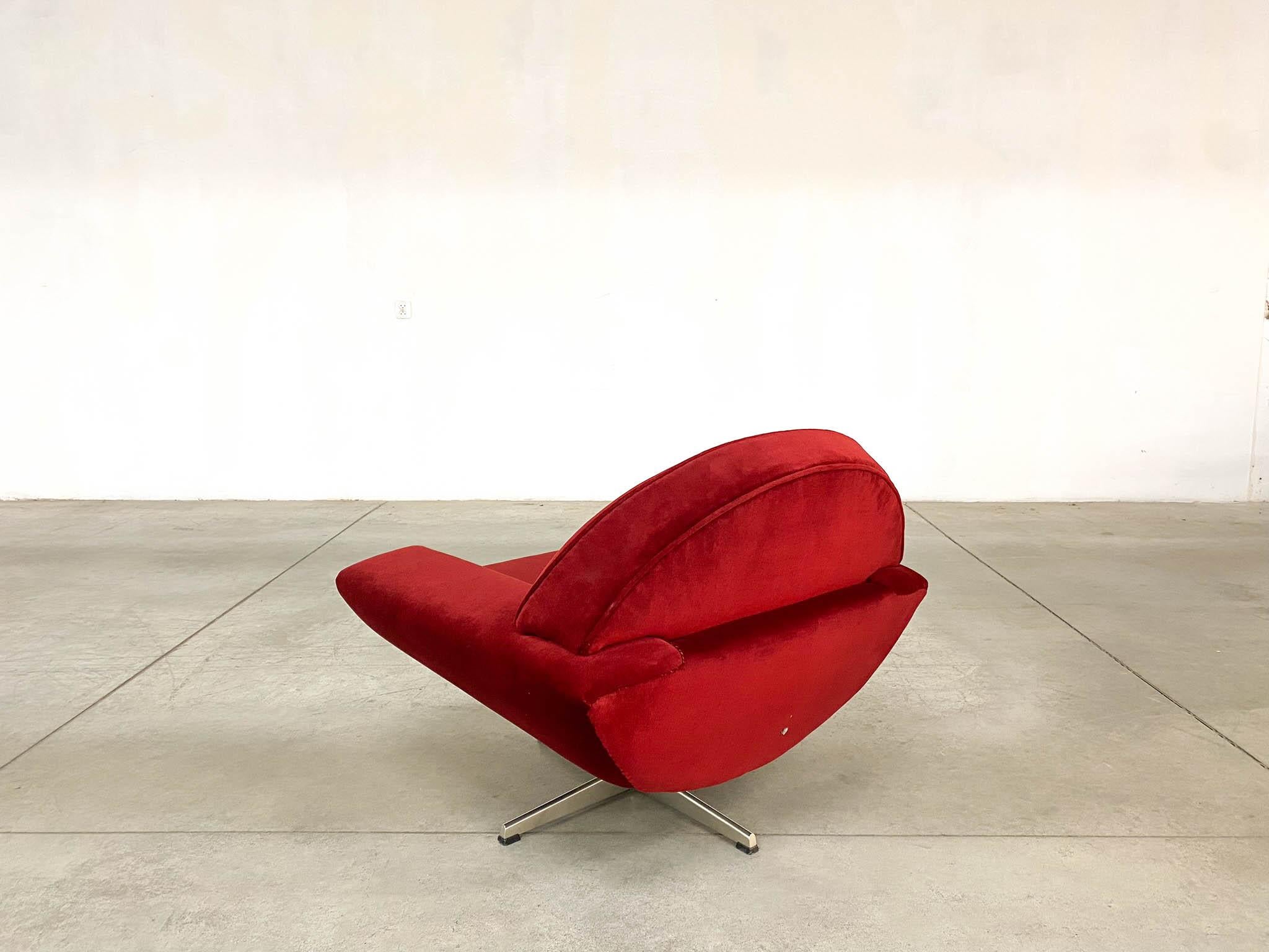 Capri Swivel Armchair by Johannes Andersen for Trensum In Good Condition For Sale In RADOMSKO, PL