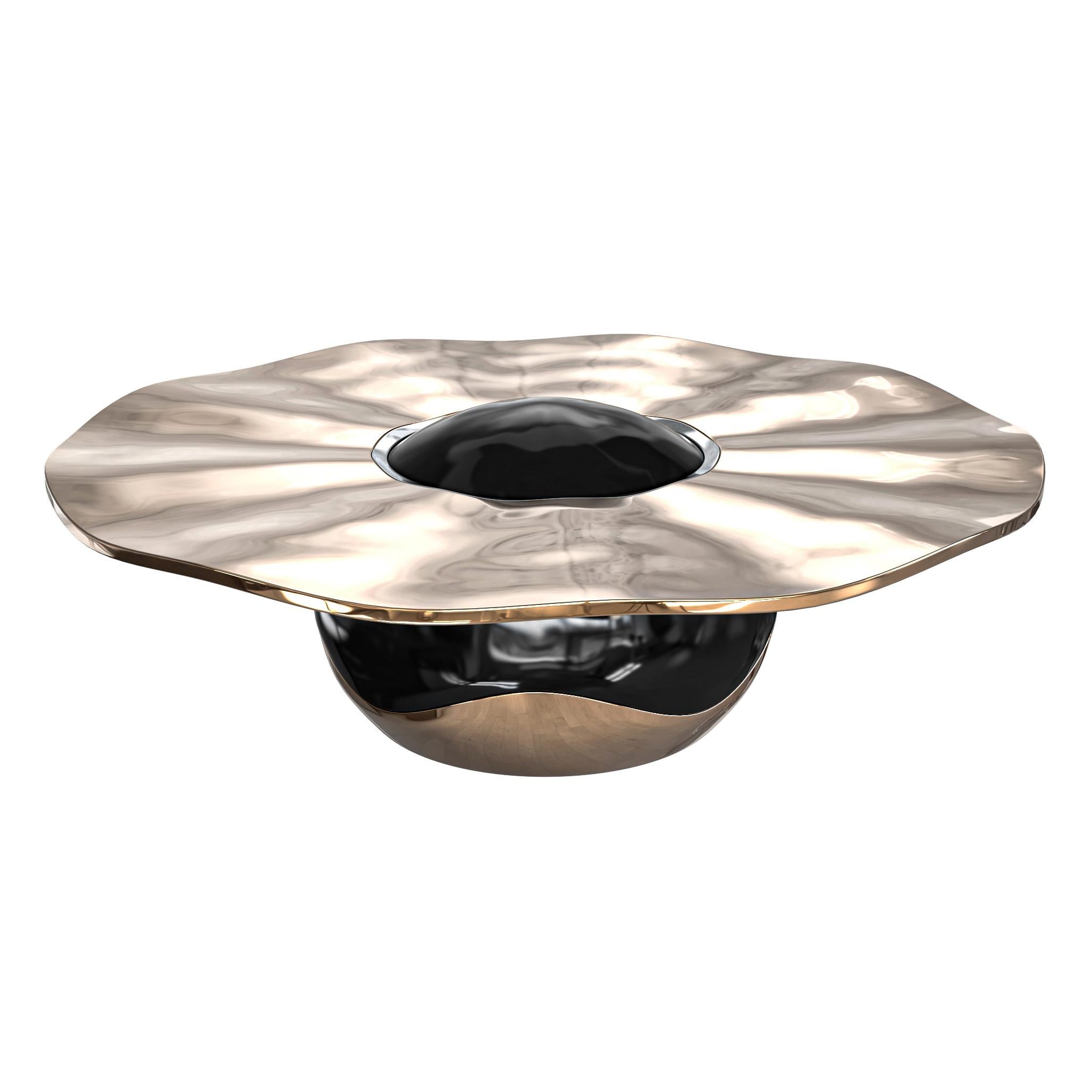 Table basse Capriccio en bronze, fabriquée à la main, Istanbul en vente 2