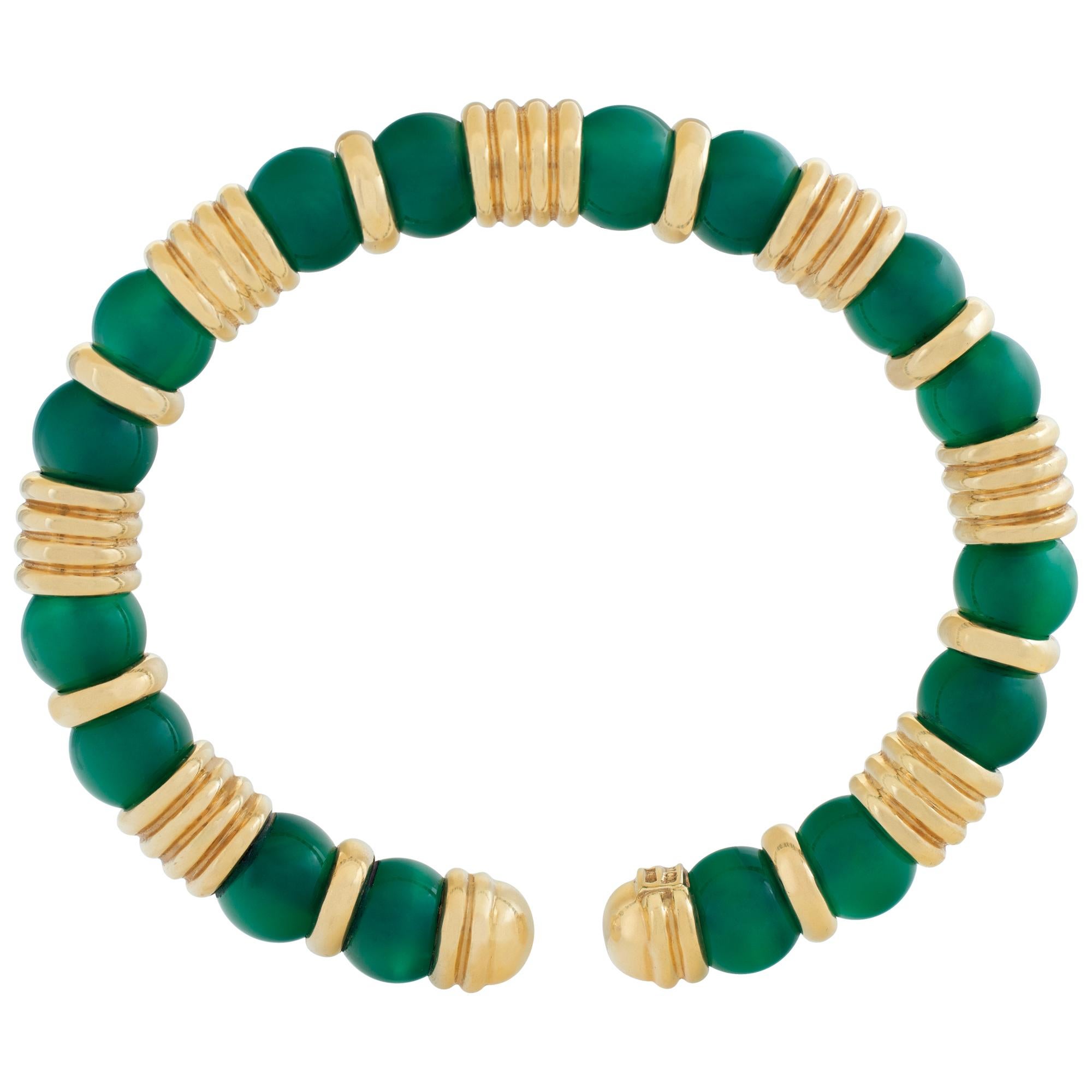 Caprice Jade Bracelet in 18k Fits Up to Wrist In Excellent Condition For Sale In Surfside, FL