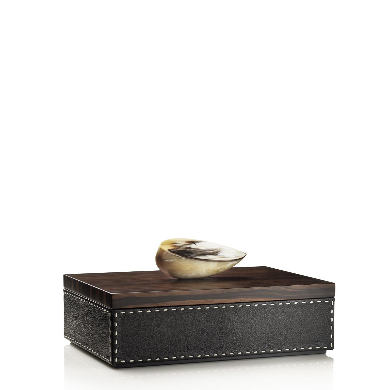 Caja Capricia de Piel Grafilada con Asa de Corno Italiano, Mod. 4473 Cuero en venta