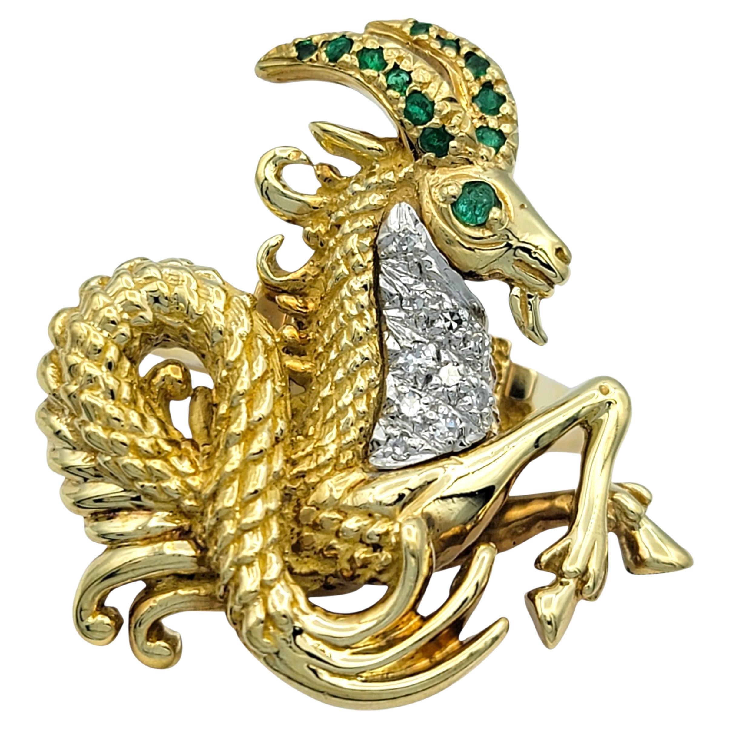 Anello / Spilla convertibile Capricorno Sea Goat in oro giallo 18 carati lucido in vendita