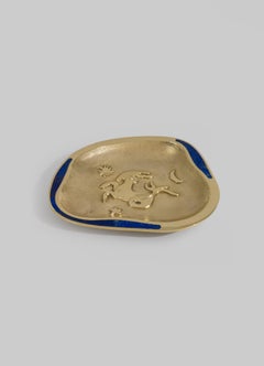 Capricorn Trinket Tray aus Messing mit Halbedelsteinen, Viya von Vikram Goyal