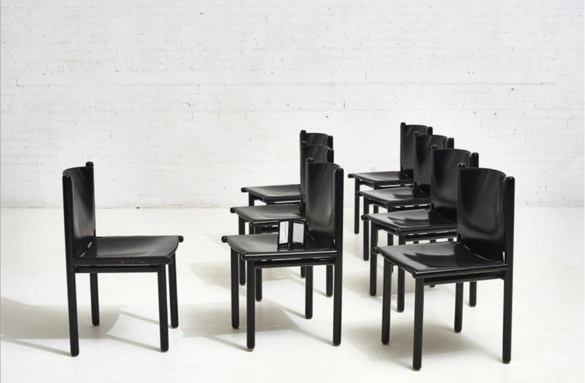 Sedie da pranzo Caprile di Gianfranco Frattini per Cassina, Italia anni '80. Set di 8 pezzi, in acciaio e pelle. Condizioni originali.
