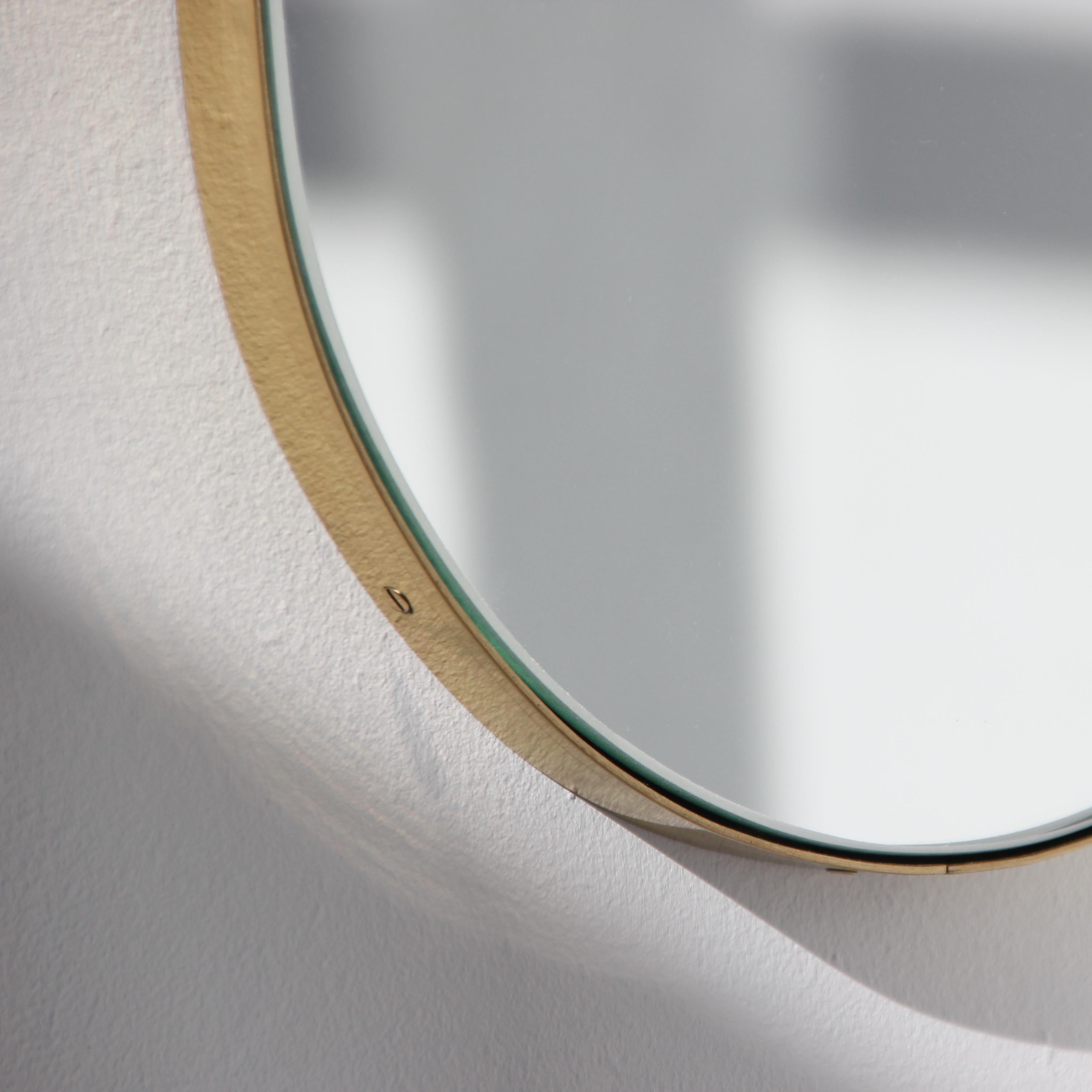 Capsula Capsule Pill Shaped Elegant Narrow Mirror con cornice in ottone, XL in vendita 4