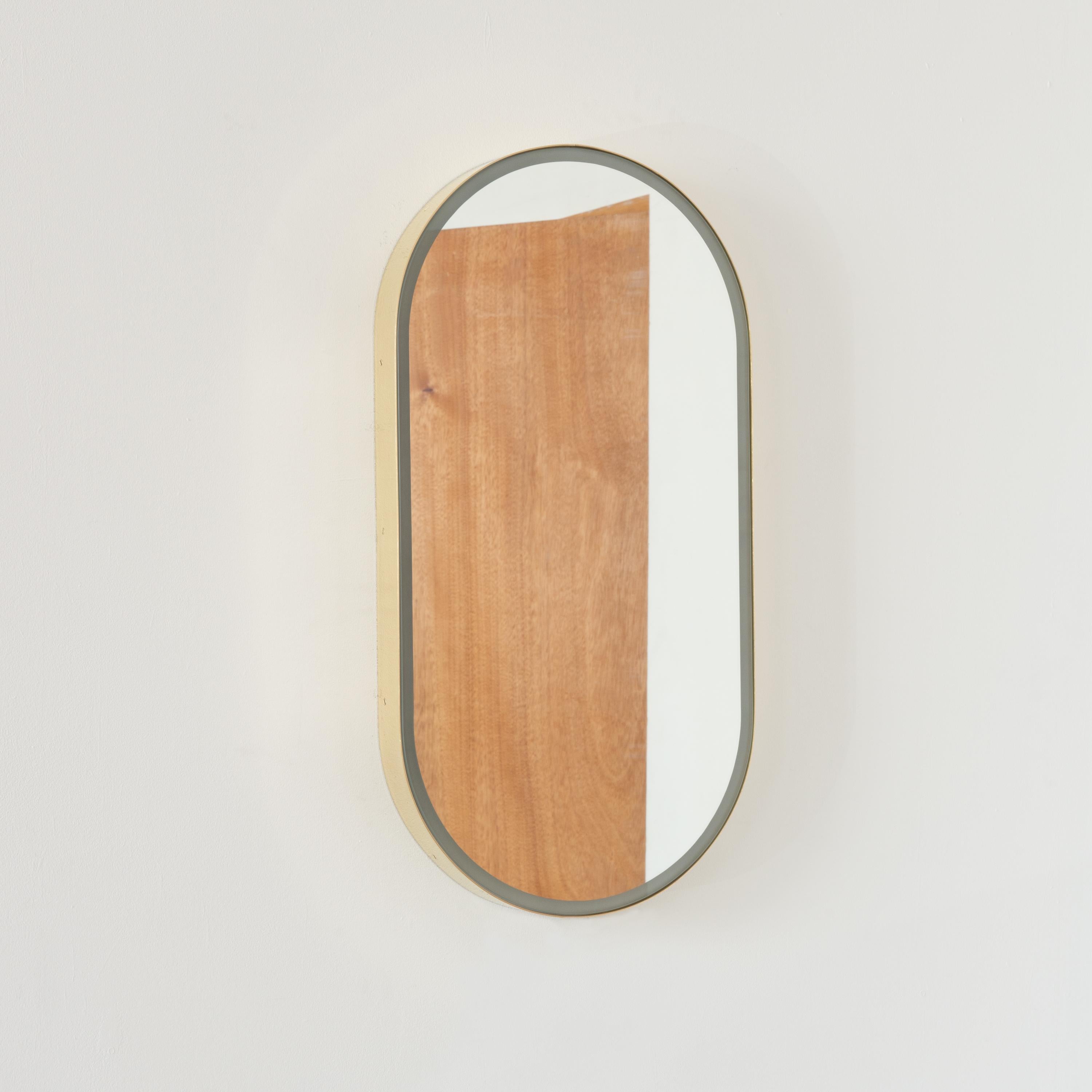 Capsula Illuminated Capsule Shaped Customisable Mirror with Brass Frame, Large For Sale 3