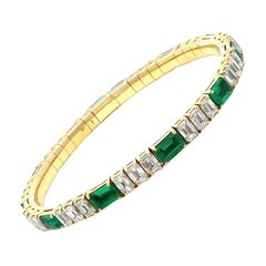 Bracciale Capsule Band in oro giallo con diamanti e smeraldi per lei