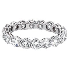 Capsule Anillo de oro de 18 quilates con diamante redondo blando para ella