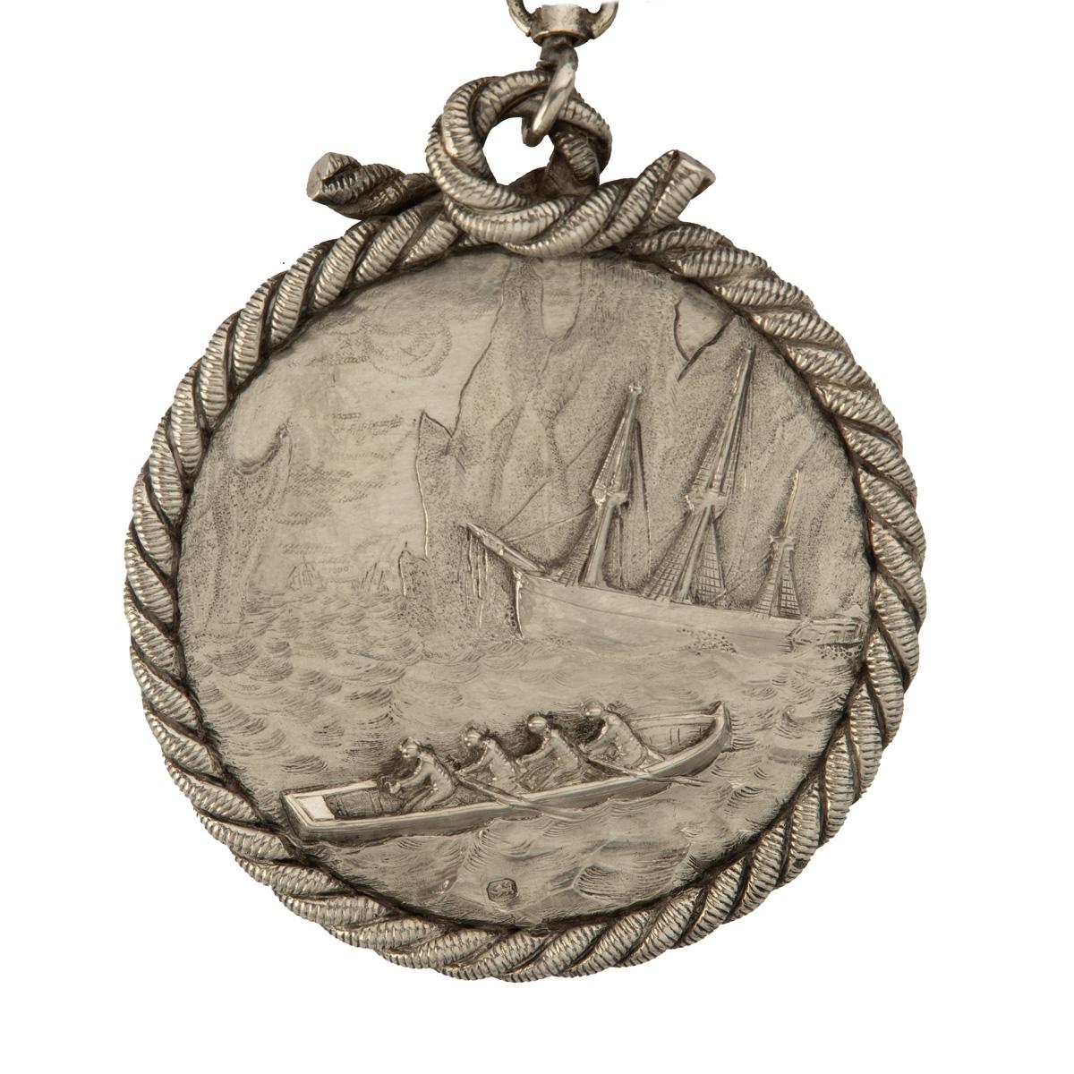 Una medaglia del Capitano Logan del Marli reca l'iscrizione 