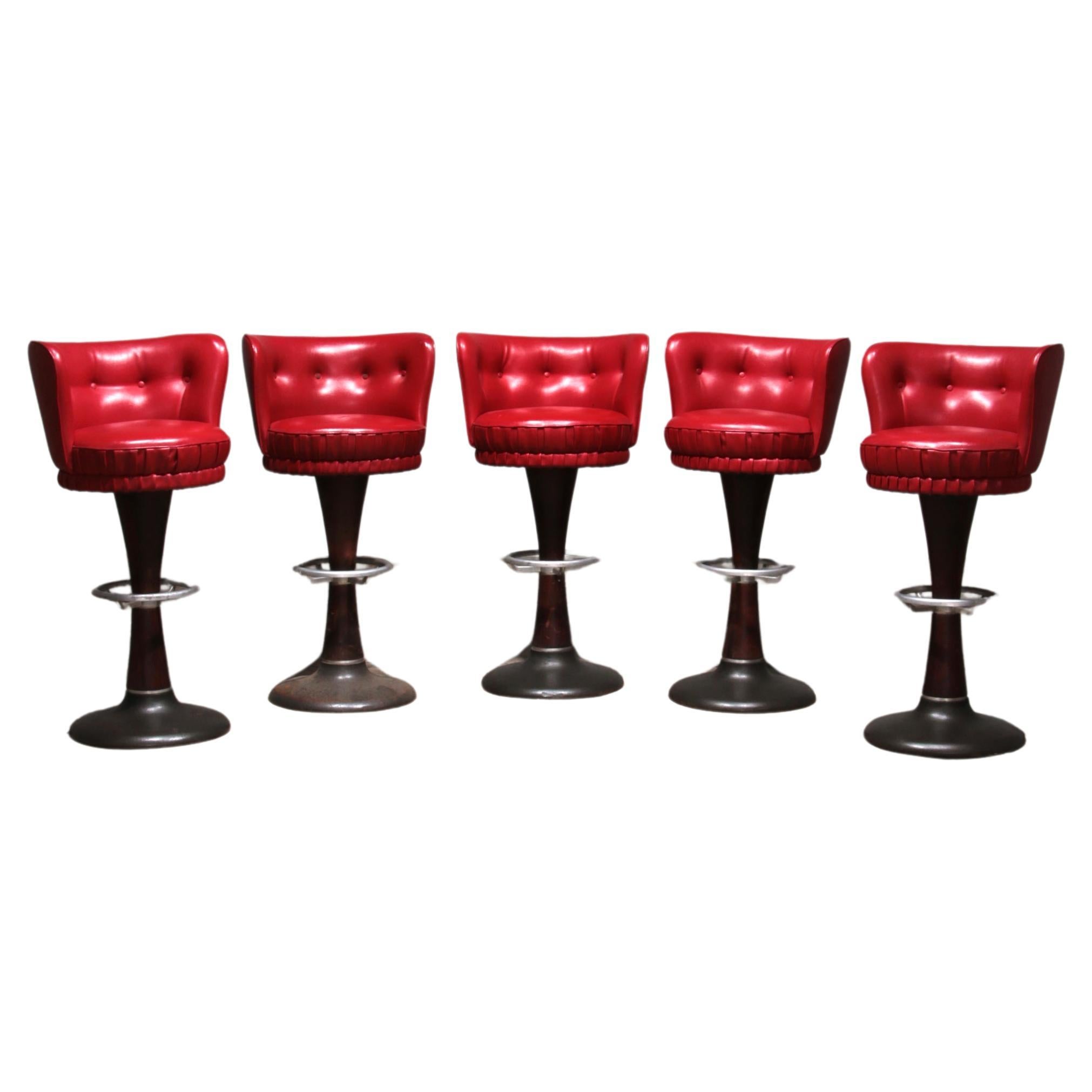 Chaise de bar capitaine avec tapisserie en cuir rouge et base en acier de 5 pièces en vente