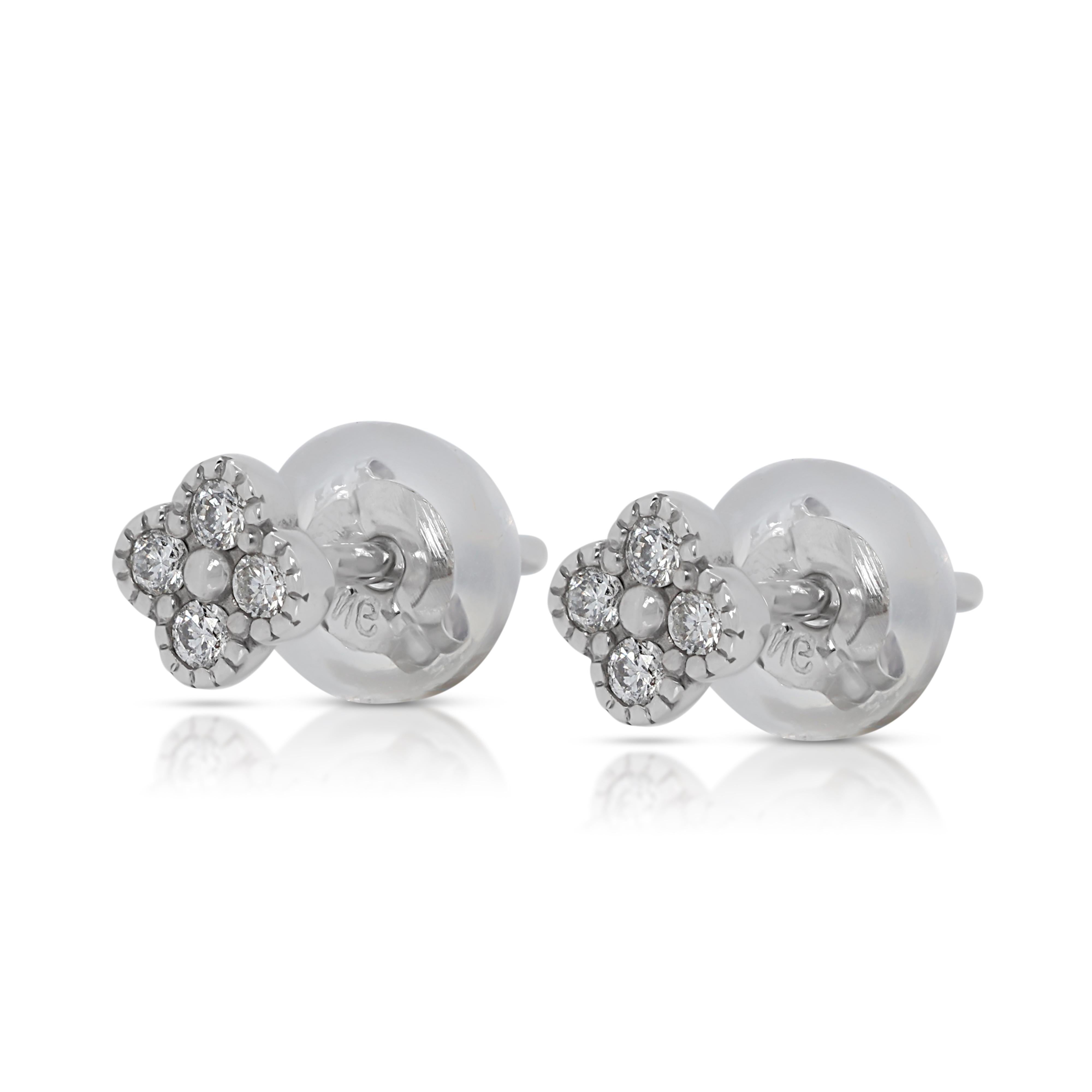 Round Cut Captivating 0.08ct Diamond Stud Earrings in 10K White Gold For Sale
