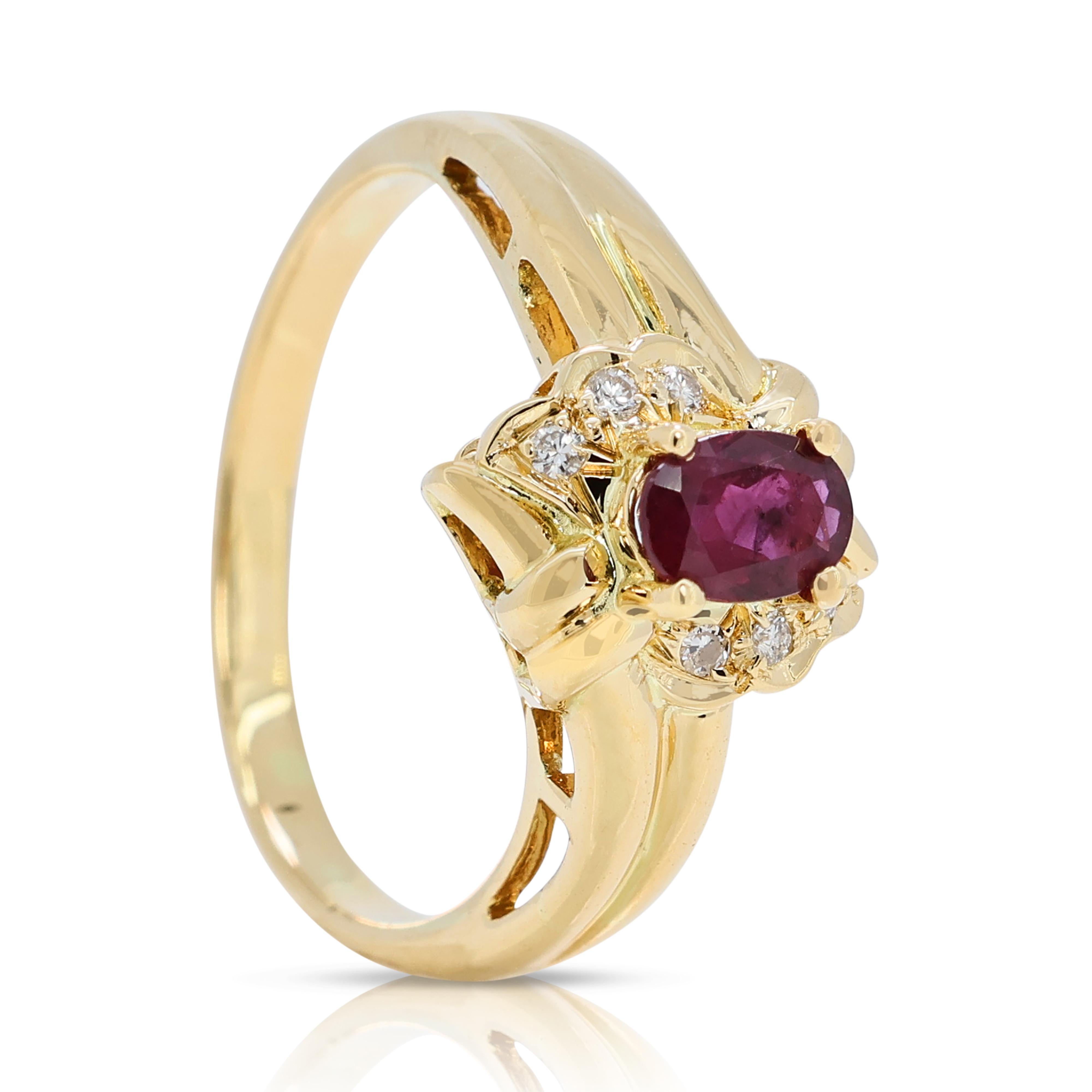 Captivant bague grappe de rubis 0,25 carat et diamants naturels en or jaune 18 carats en vente 1