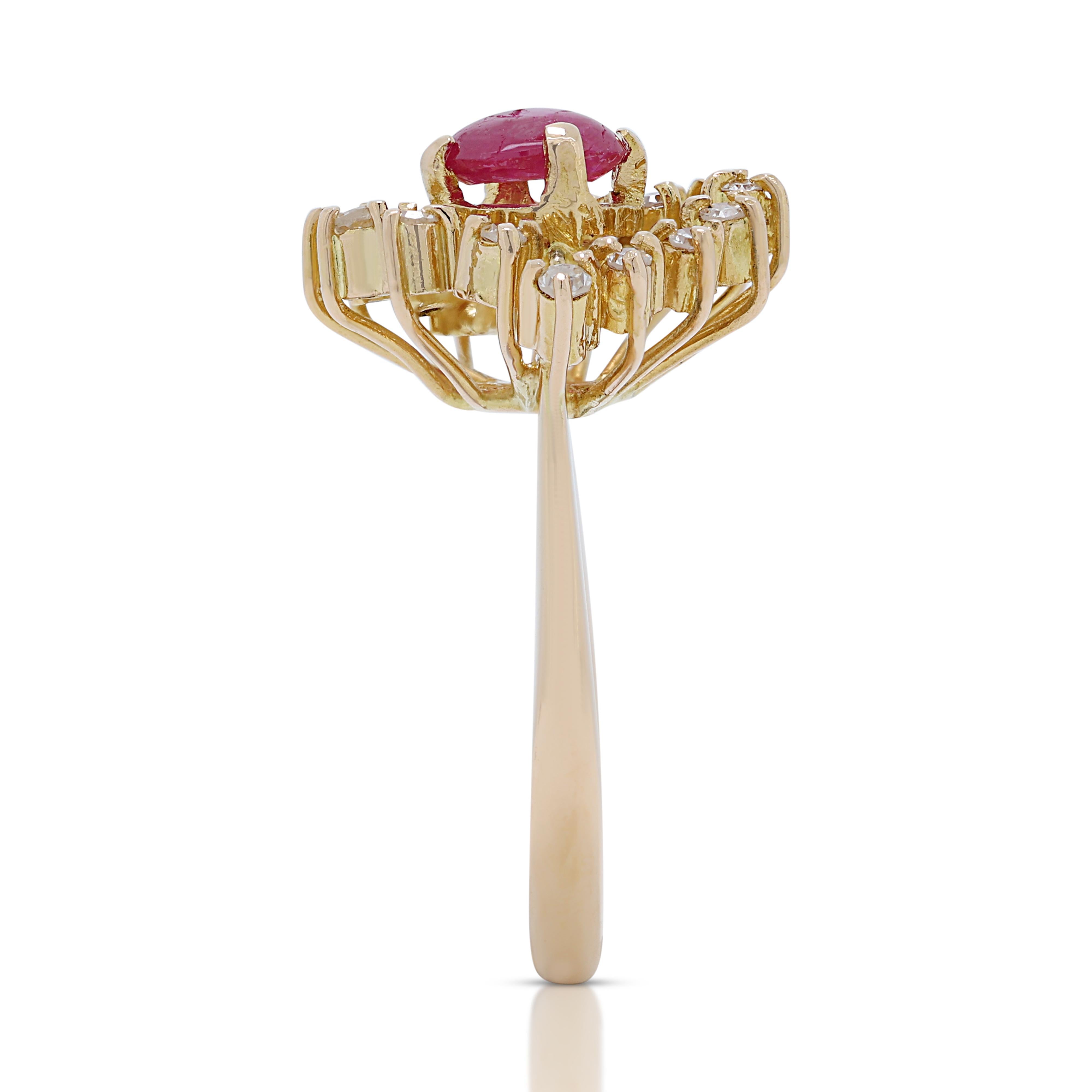 Bezaubernder 0,45 Karat Turmalin-Cluster-Ring aus 22 Karat Gelbgold mit Diamanten Damen im Angebot