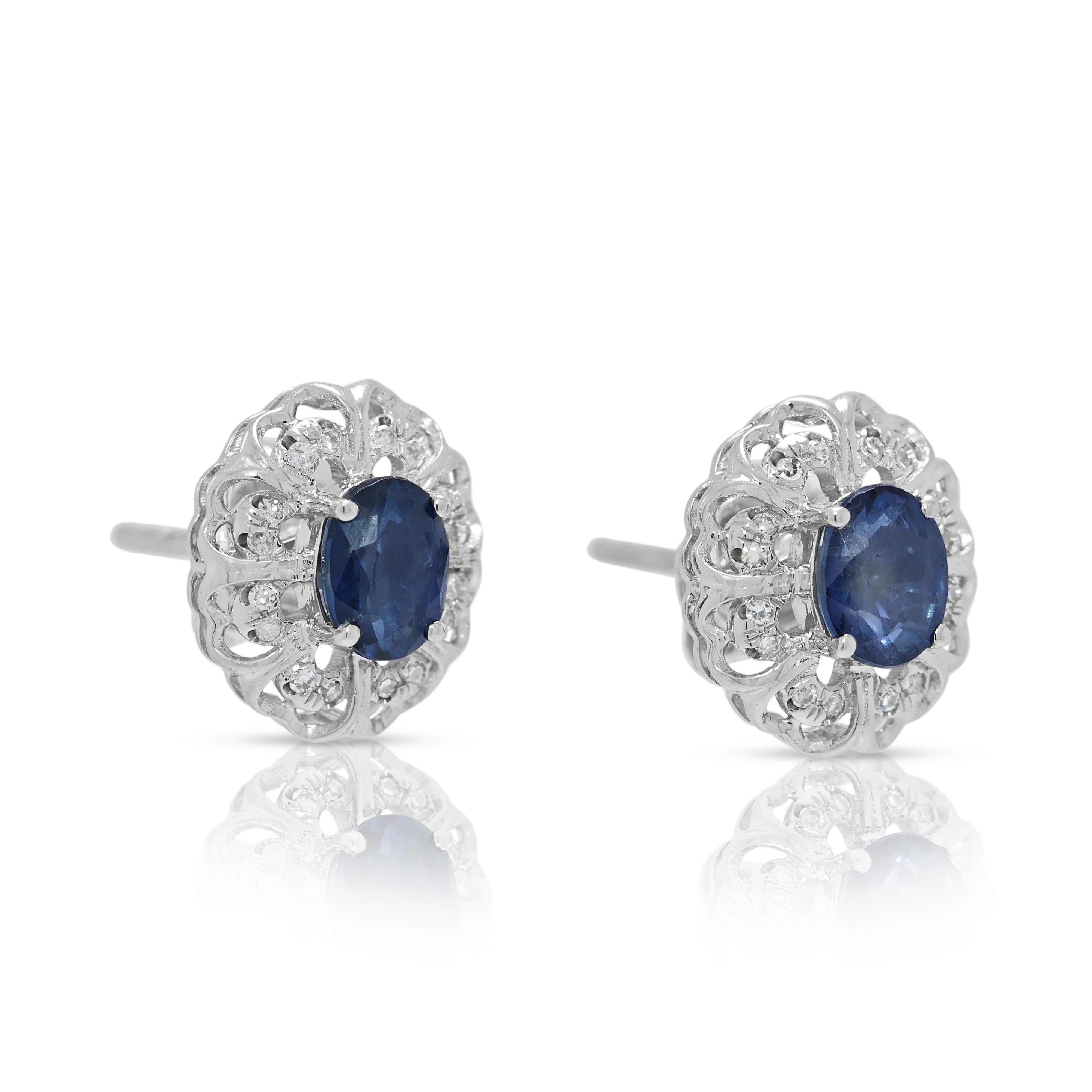 Donna Accattivanti orecchini con zaffiro e diamante naturale da 0,48 carati in oro bianco 18 carati in vendita