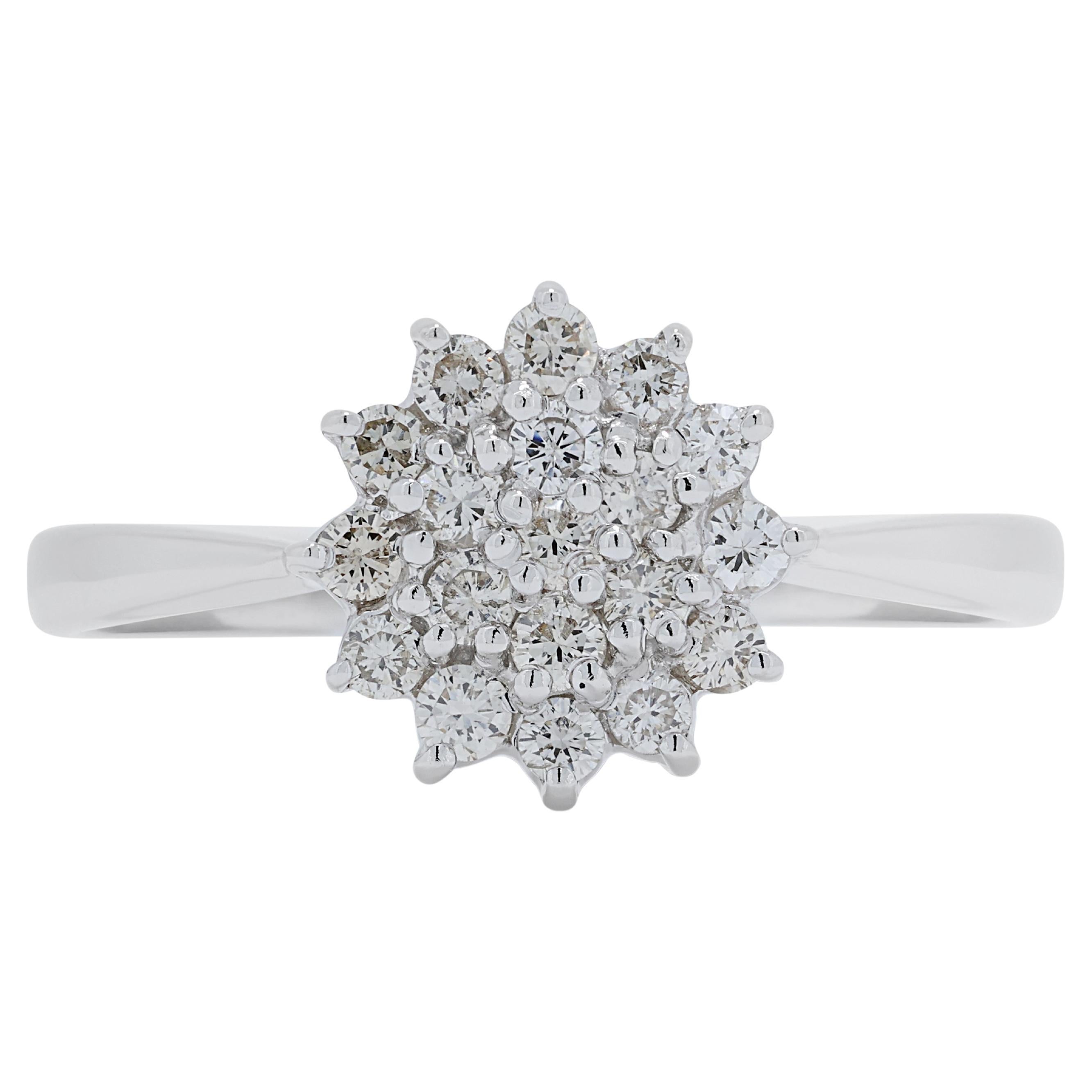 Captivating 0.4ct Diamond Stud Ring in 18K White Gold For Sale
