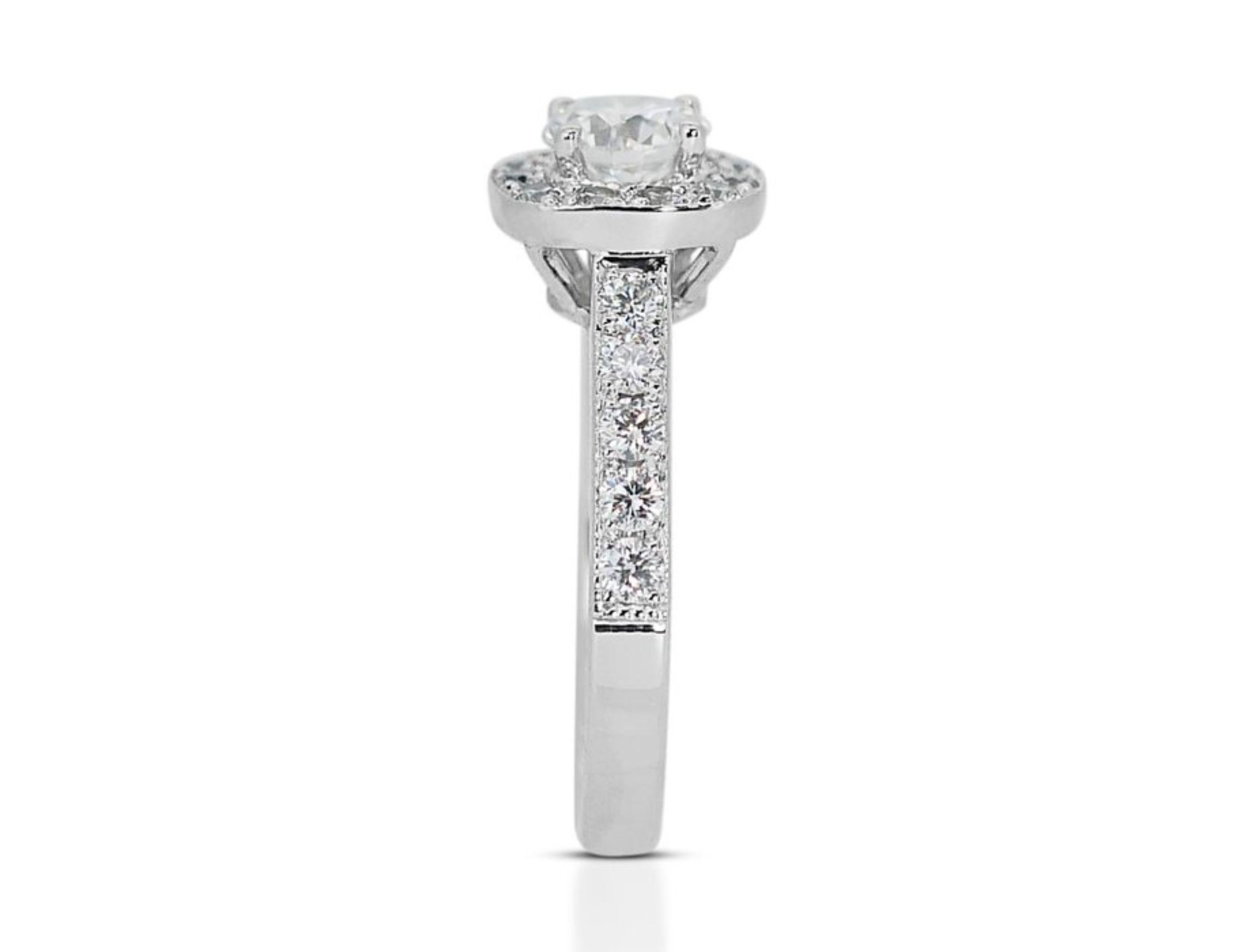 Captivating 0.52ct Pave Diamond Ring set in 18K White Gold For Sale 1