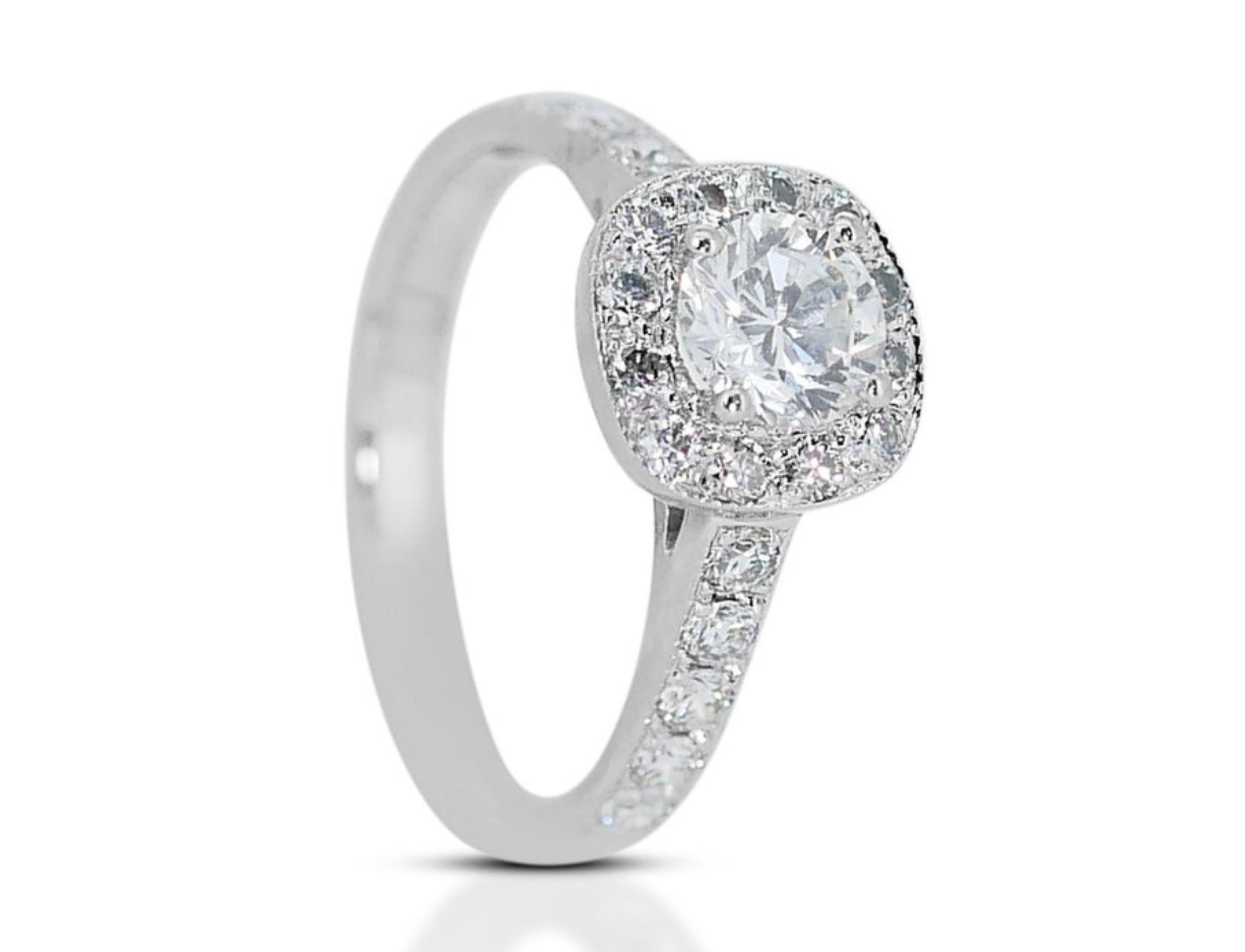 Captivating 0.52ct Pave Diamond Ring set in 18K White Gold For Sale 3