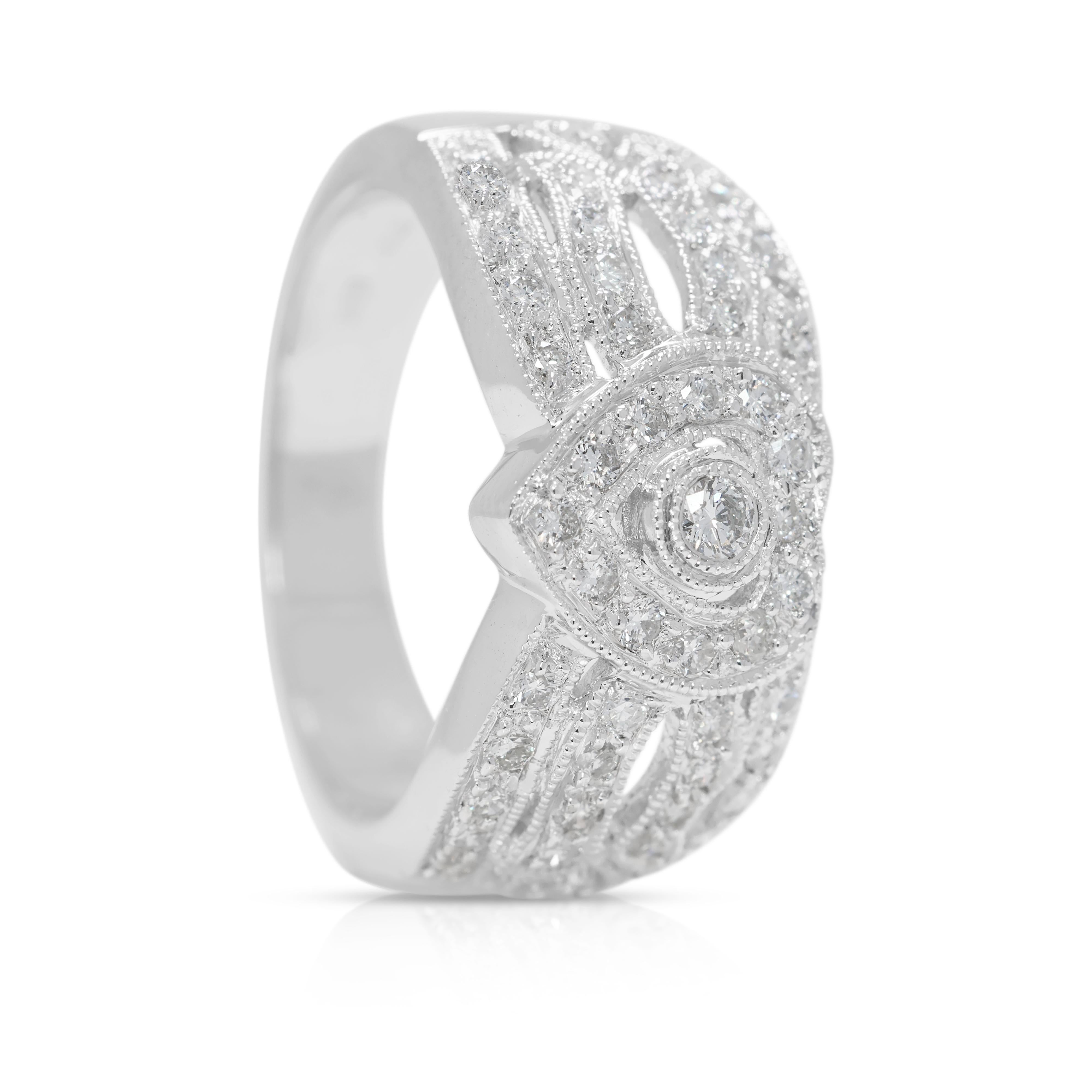 Cautivador Anillo de Cóctel de Diamantes Naturales de 0,57 ct en Oro Blanco de 18 quilates en venta 1