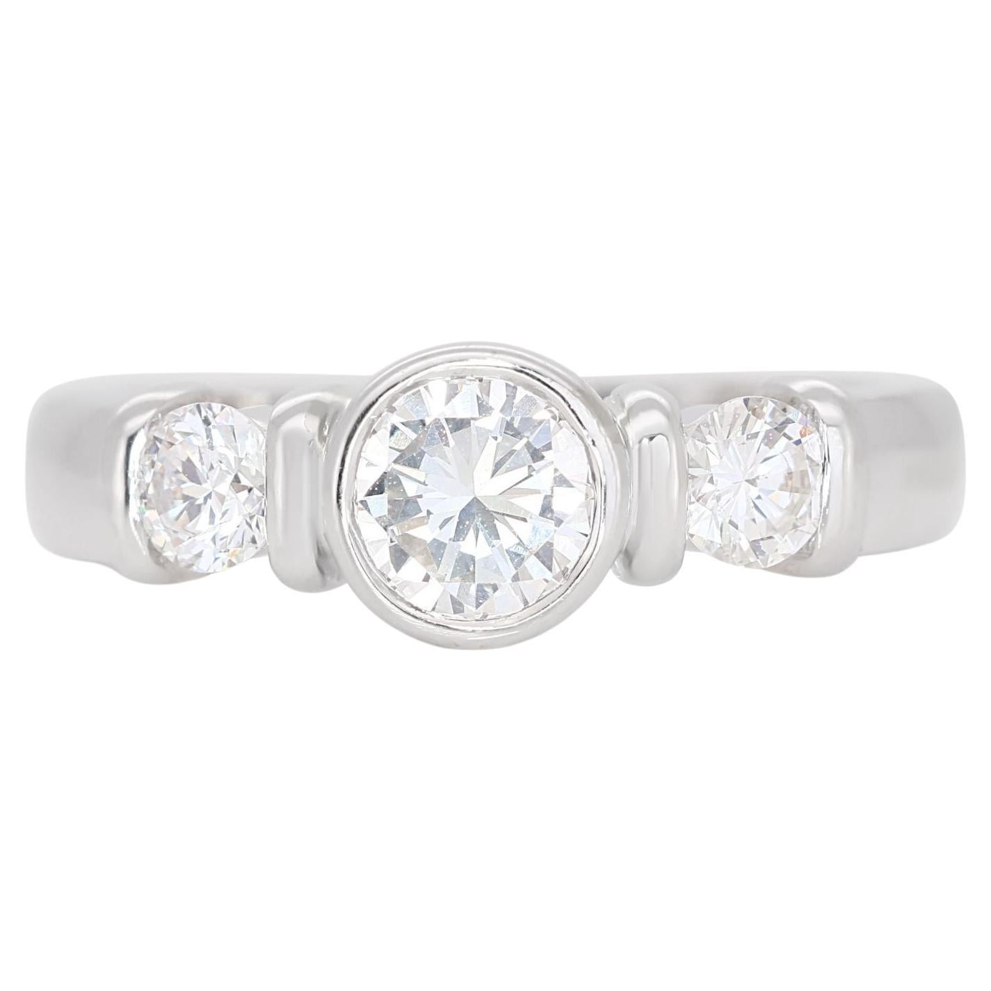 Captivating 0.60ct 3-stone Diamond Ring set in 18K White Gold For Sale