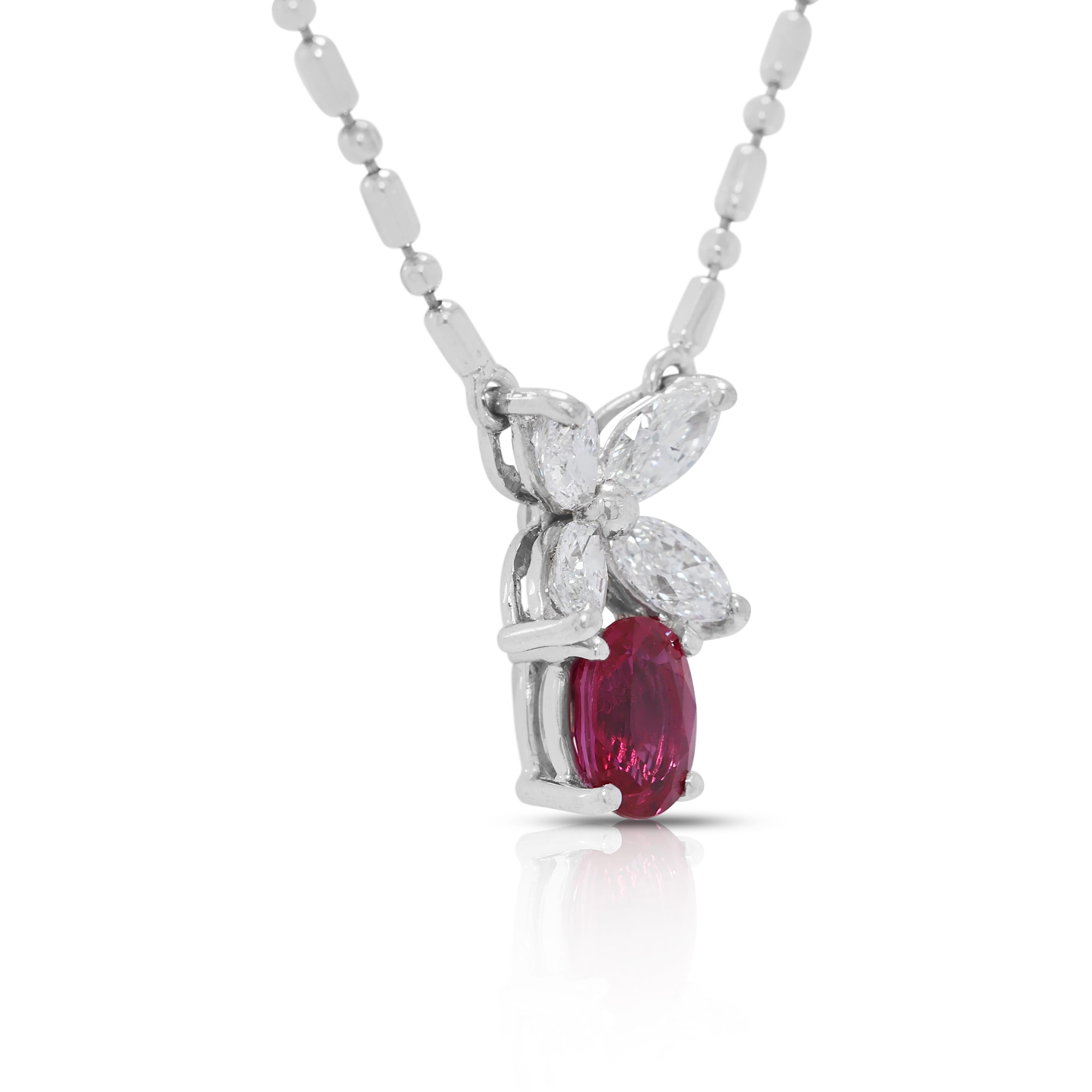 Captivating 0.63ct Ruby & Natural Diamond 18K White Gold Necklace In Excellent Condition For Sale In רמת גן, IL