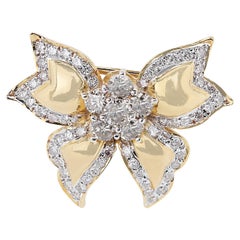 Captivating 0.75ct Diamonds Brooch in 18K Yellow Gold