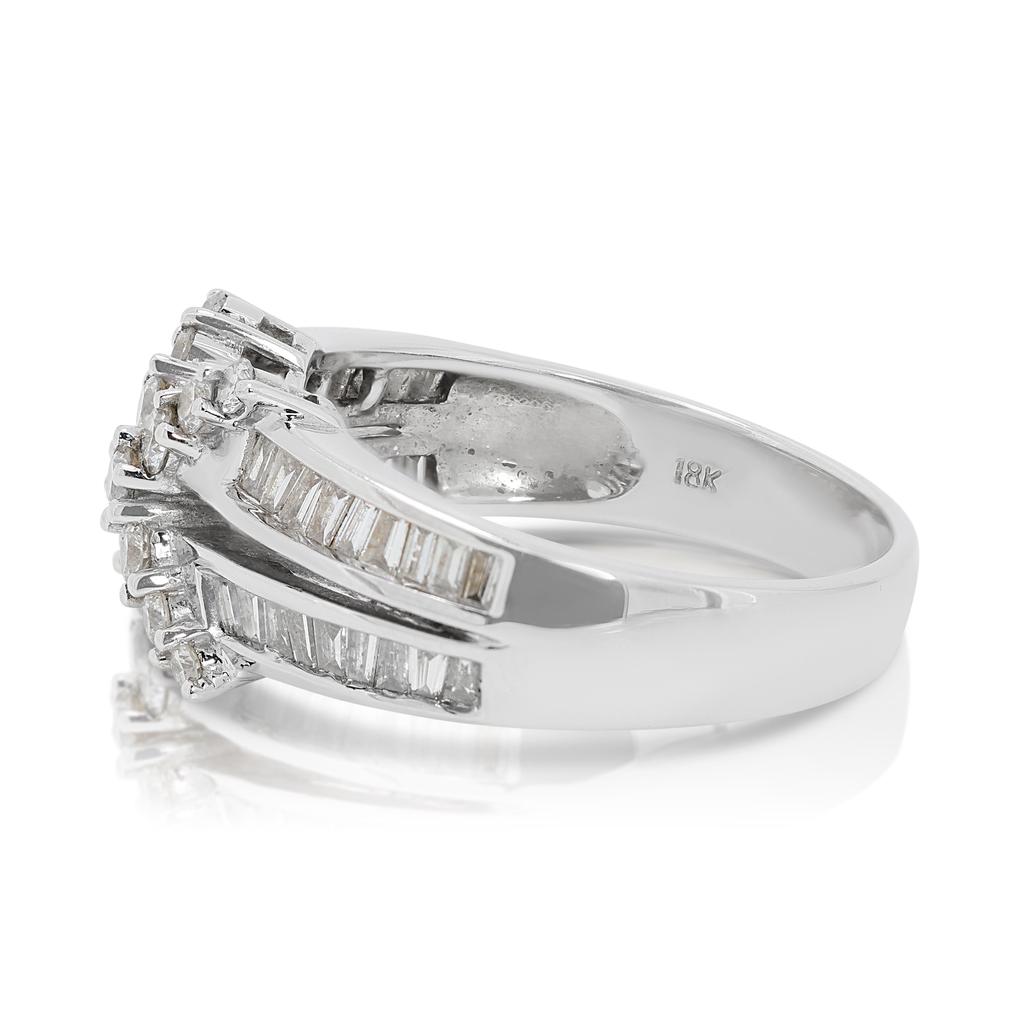 Bezaubernder 0,79 Karat natürlicher Diamantring aus 18 Karat Weißgold mit Diamanten Damen im Angebot
