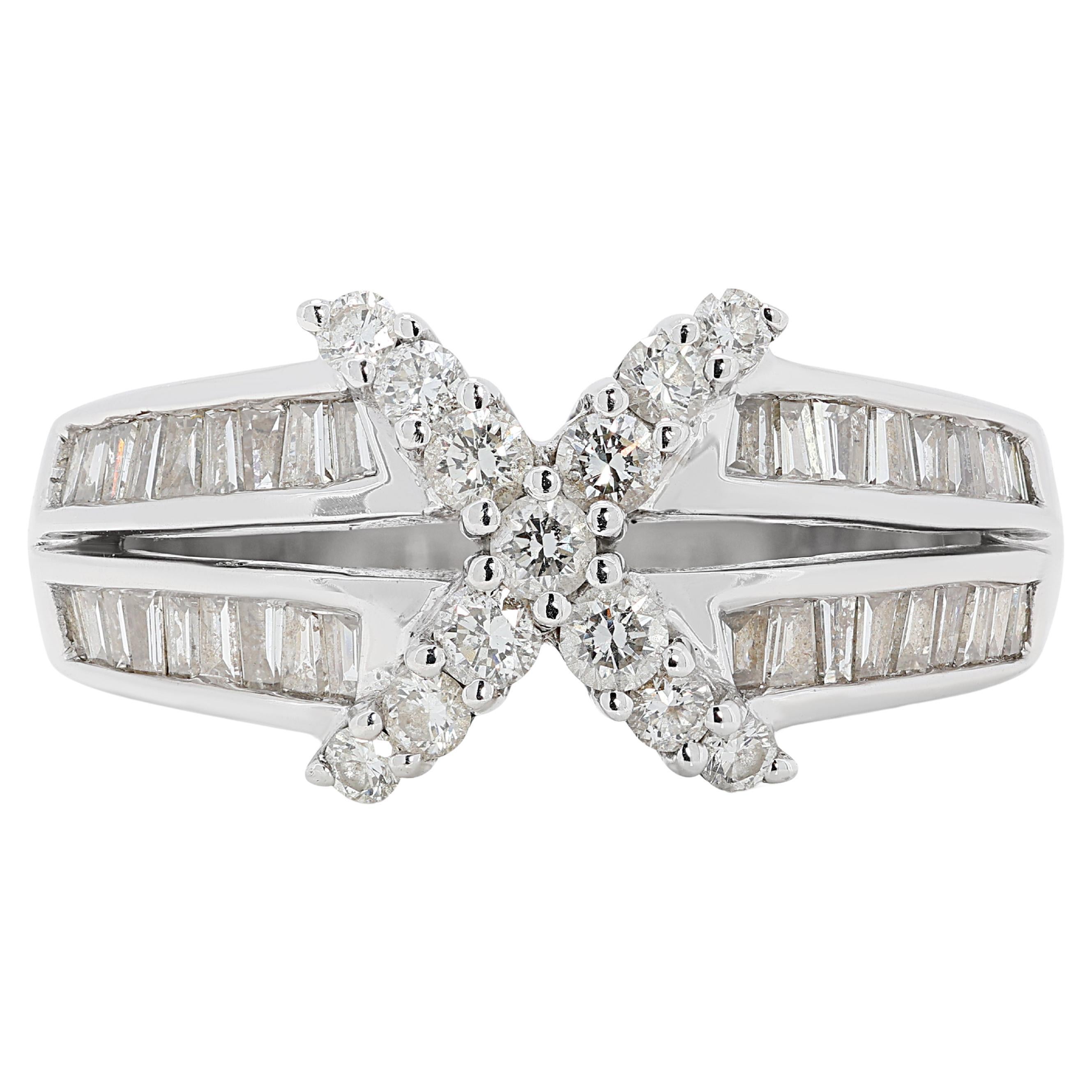 Captivating 0.79 carat Natural Diamond Ring in 18K White Gold