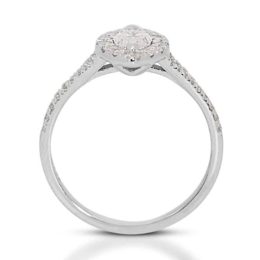 Women's Captivating 0.87ct Marquise and Round Brilliant Diamond Ring in 18K White Gold For Sale