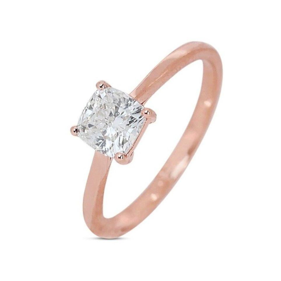 Captivating 0.9 Carat Cushion Diamond Ring in 18K Rose Gold For Sale 1