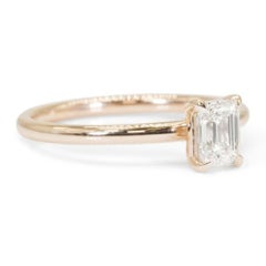 Captivating 0.9 Carat Emerald Diamond Ring in 18K Yellow Gold