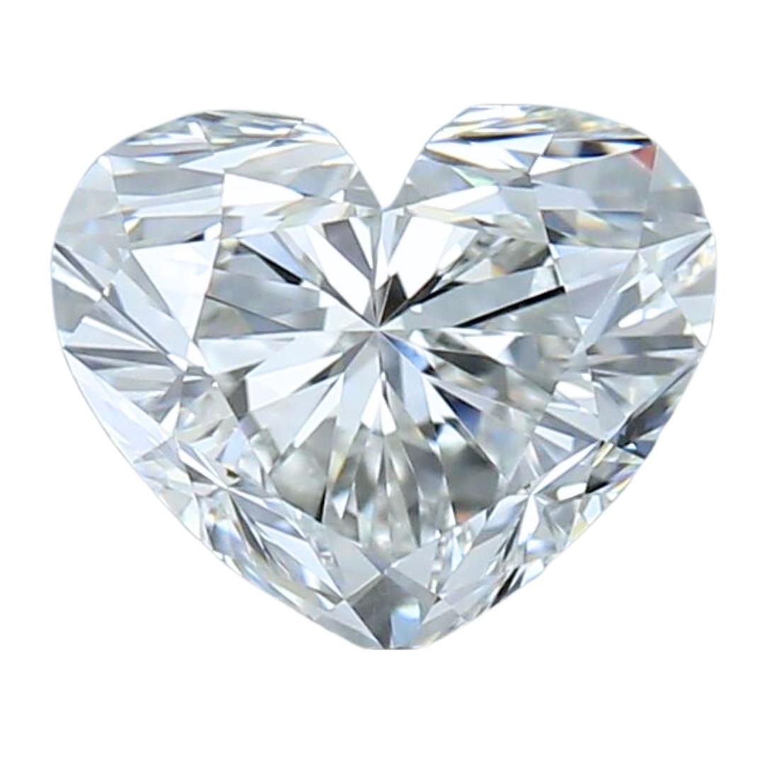 Captivating 0.90ct Ideal Cut Heart-Shaped Diamond - GIA Certified For Sale 2
